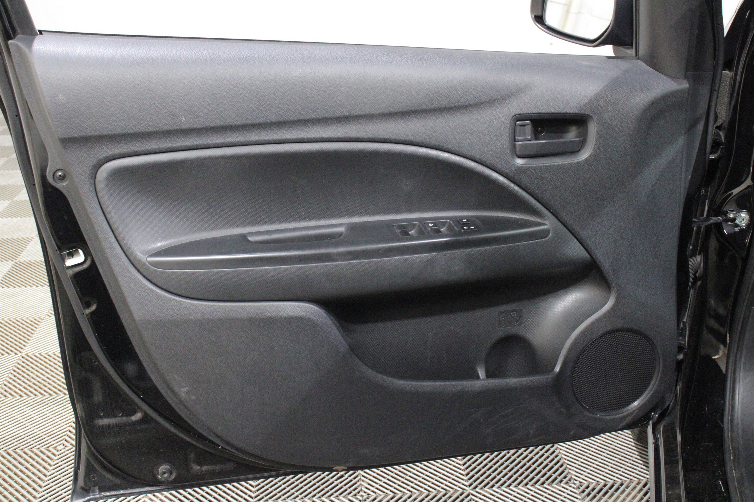 2024 Mitsubishi Mirage G4 ES - Photo 6