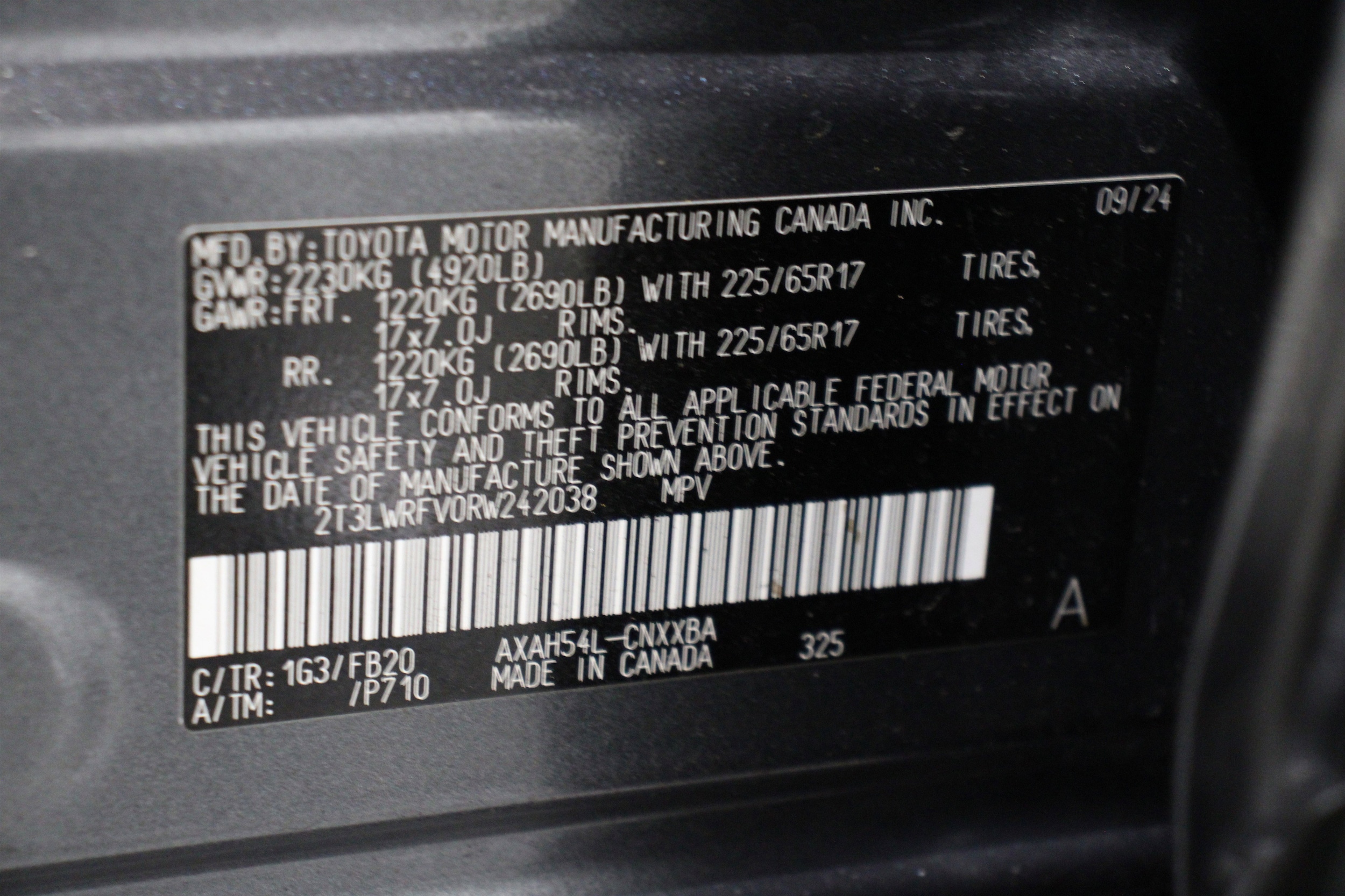 2024 Toyota RAV4 LE - Photo 40