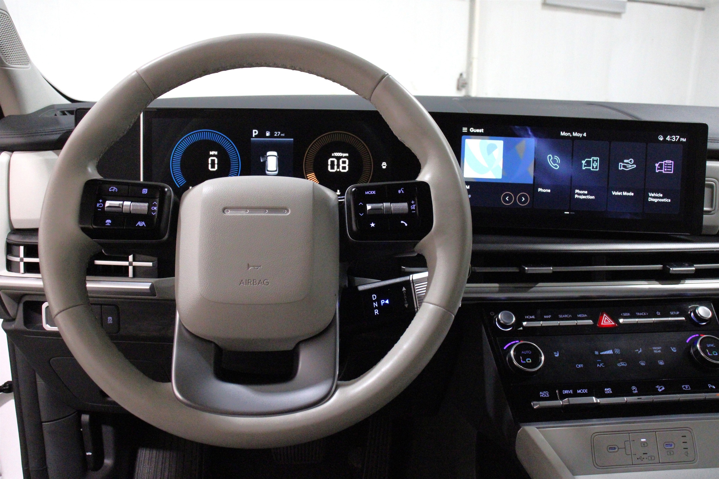 2025 Hyundai Santa Fe SEL - Photo 8