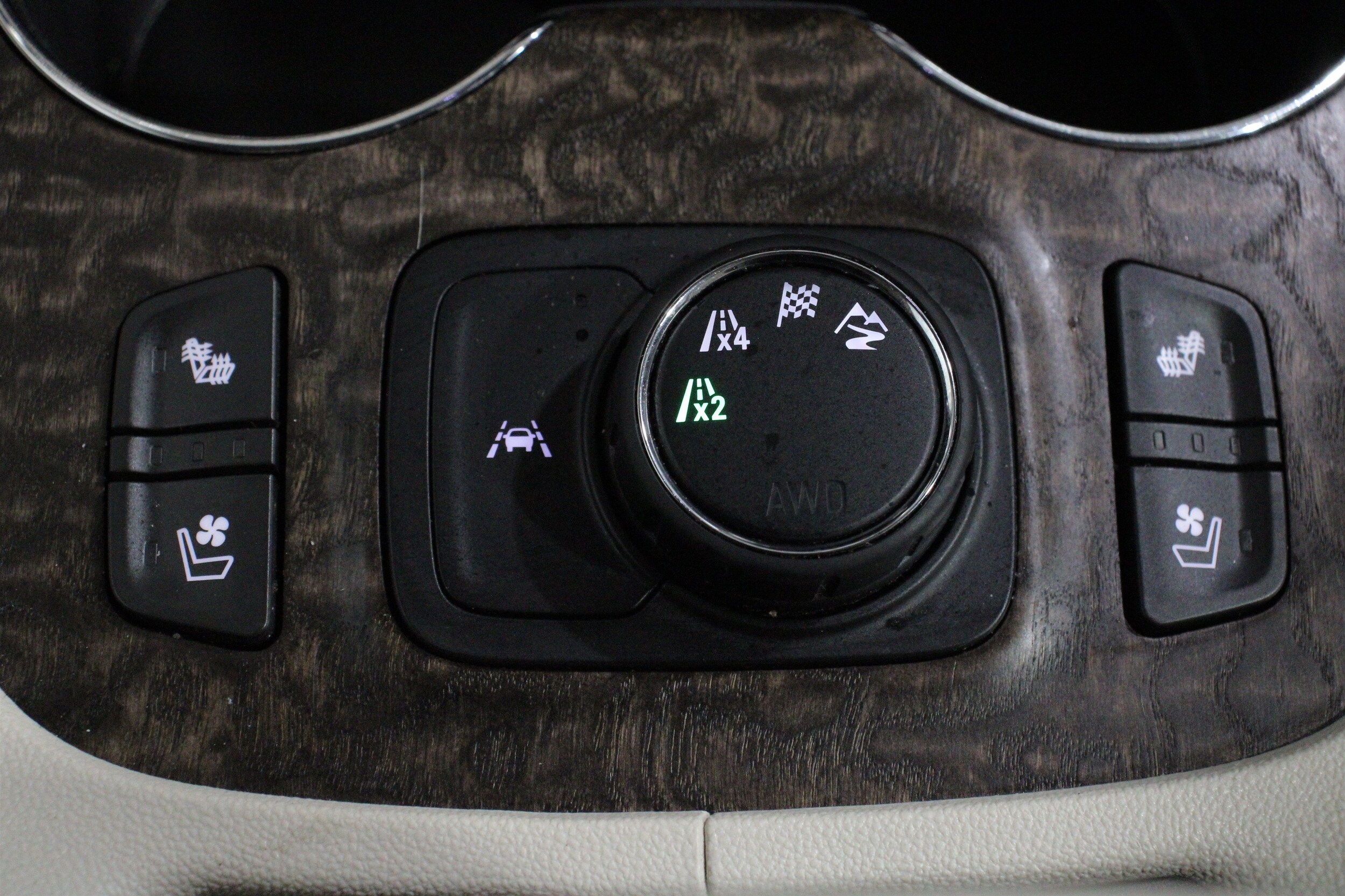 2023 GMC Acadia Denali - Photo 20