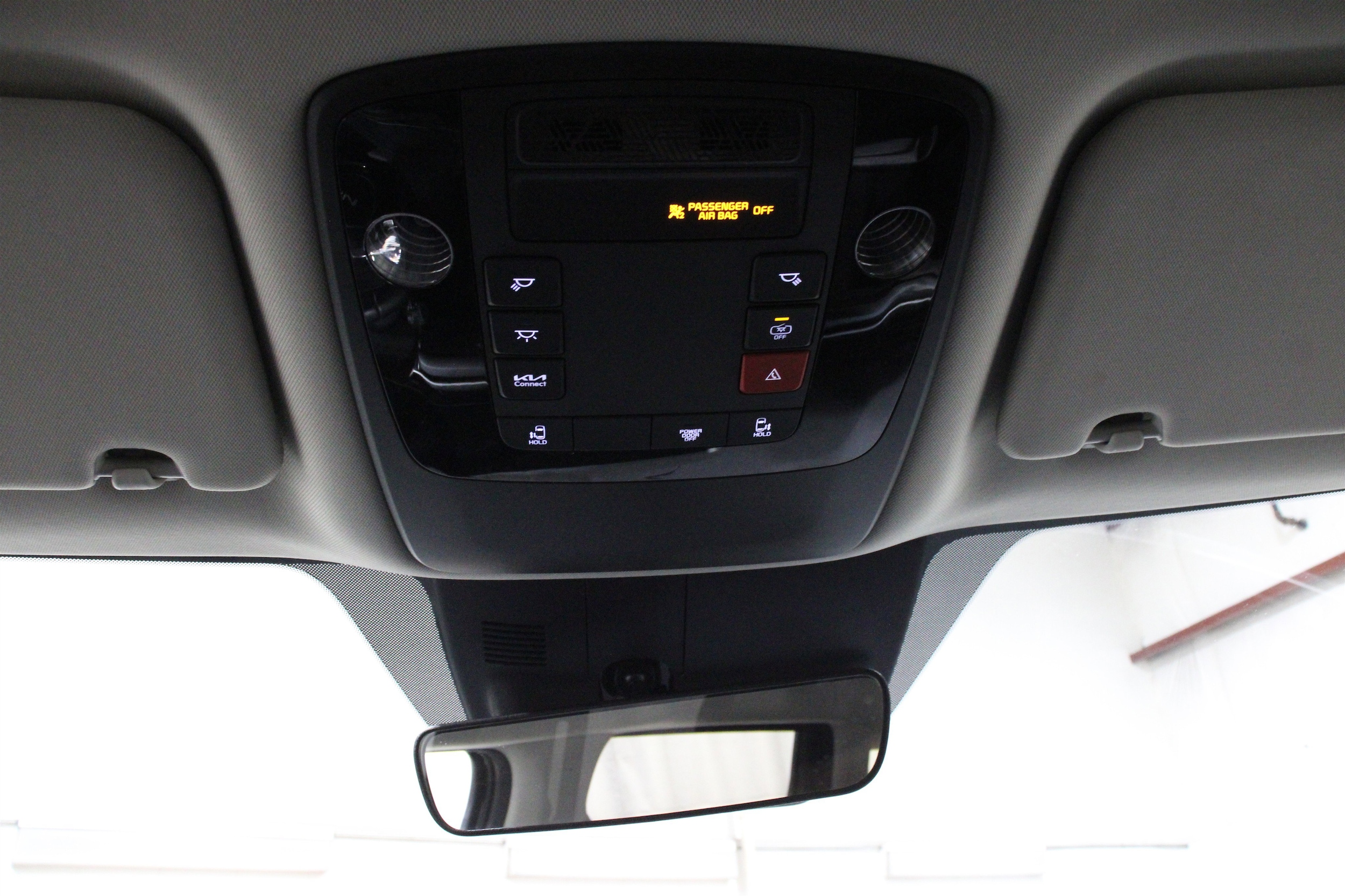 2025 Kia Carnival LXS - Photo 23