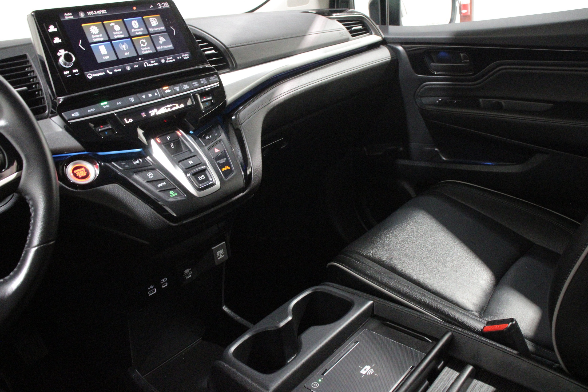 2025 Honda Odyssey Touring - Photo 20