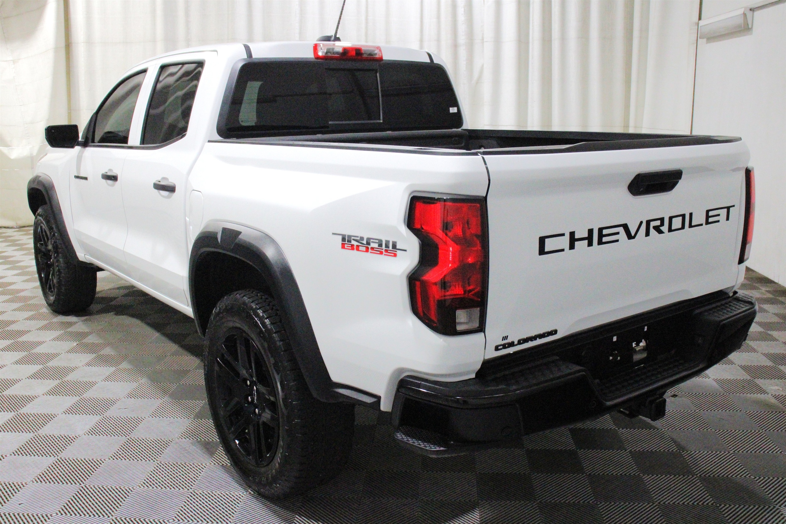 2024 Chevrolet Colorado Trail Boss - Photo 36