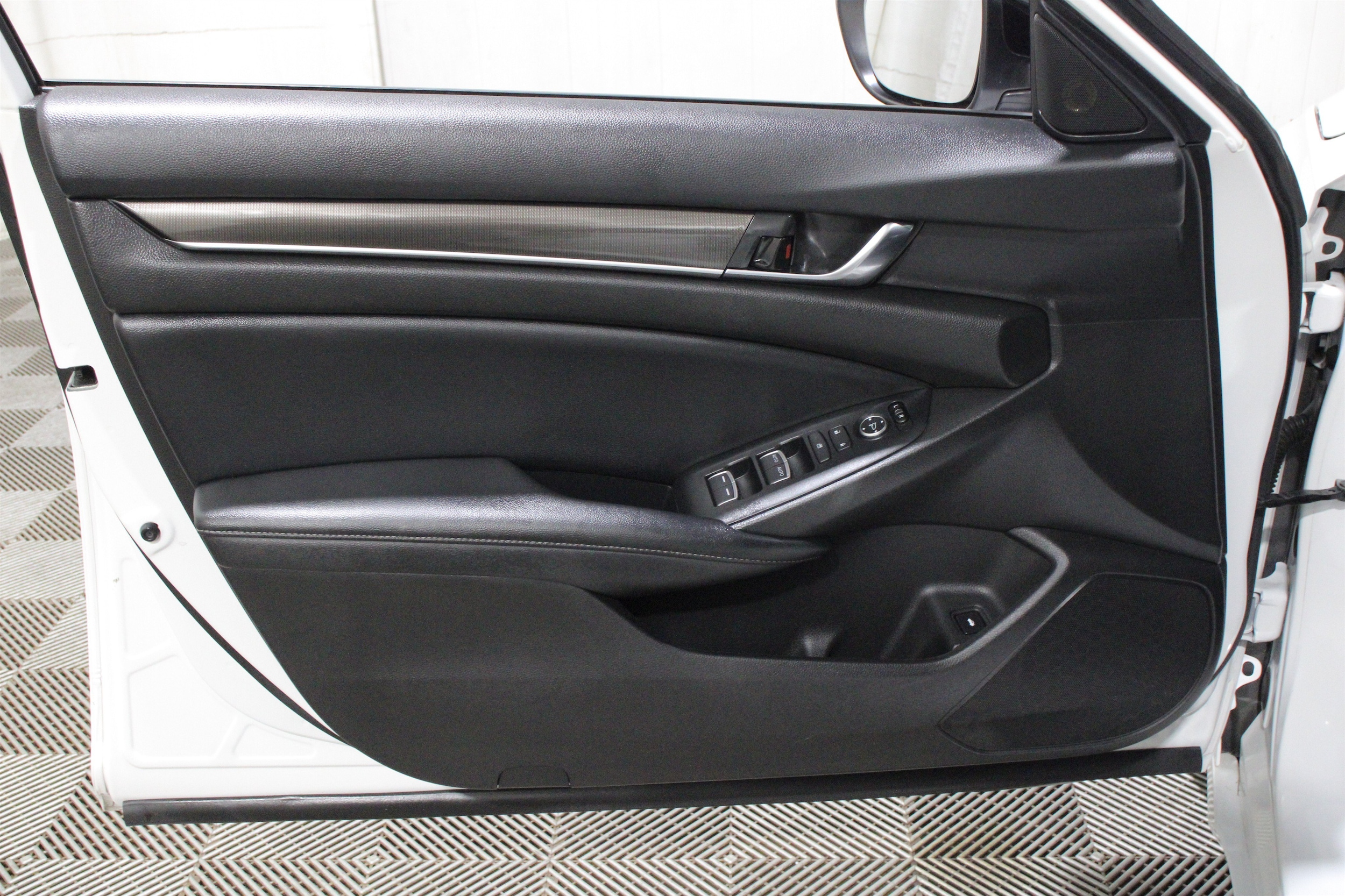 2022 Honda Accord Sport - Photo 6