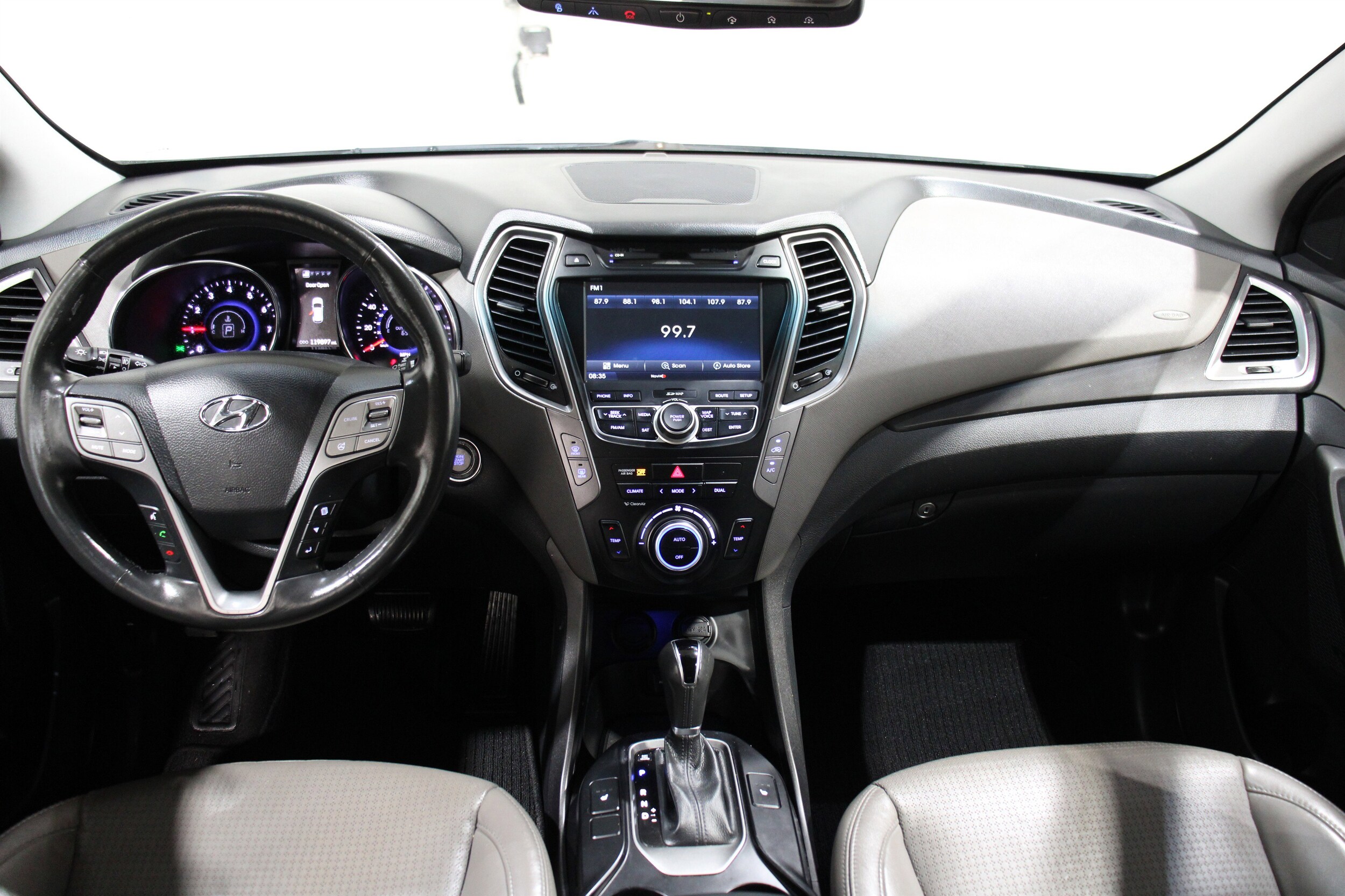 2013 Hyundai Santa Fe Sport 2.0T photo 2