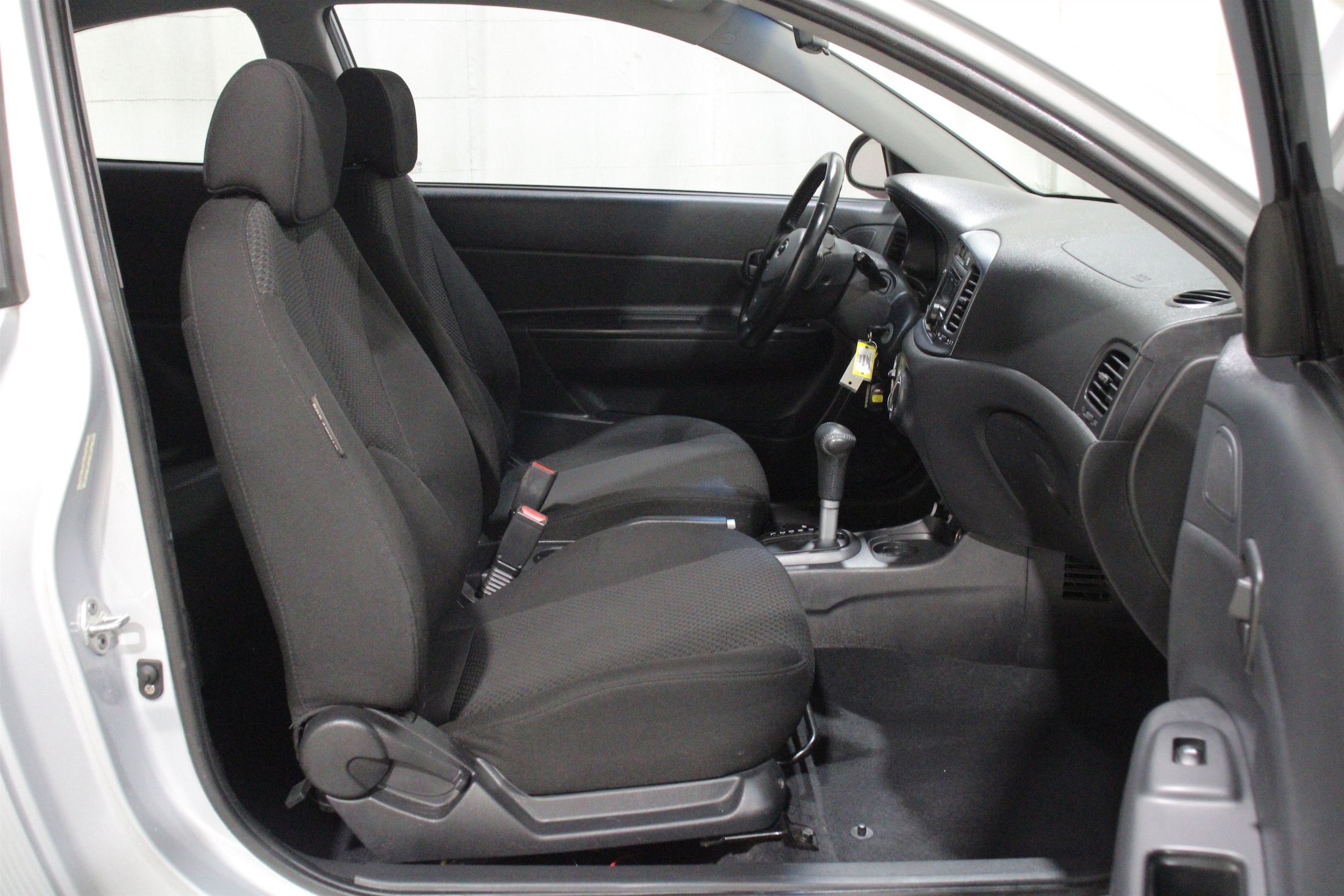 2008 Hyundai Accent SE - Photo 18
