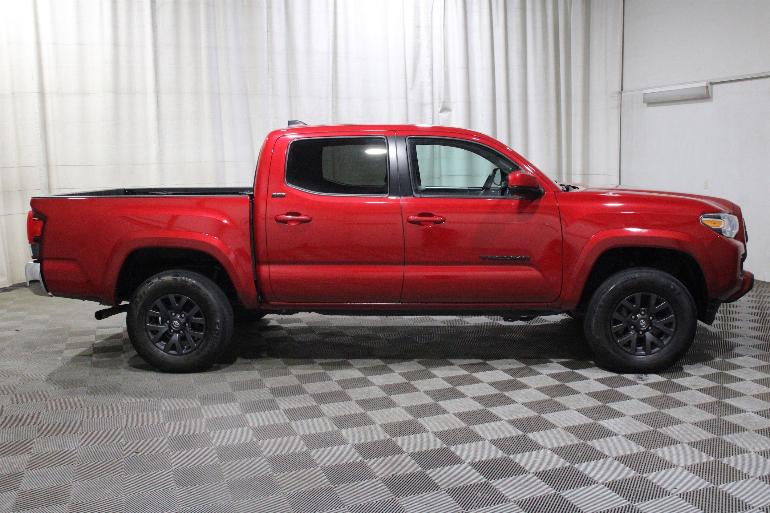 2023 Toyota Tacoma SR5 - Photo 29