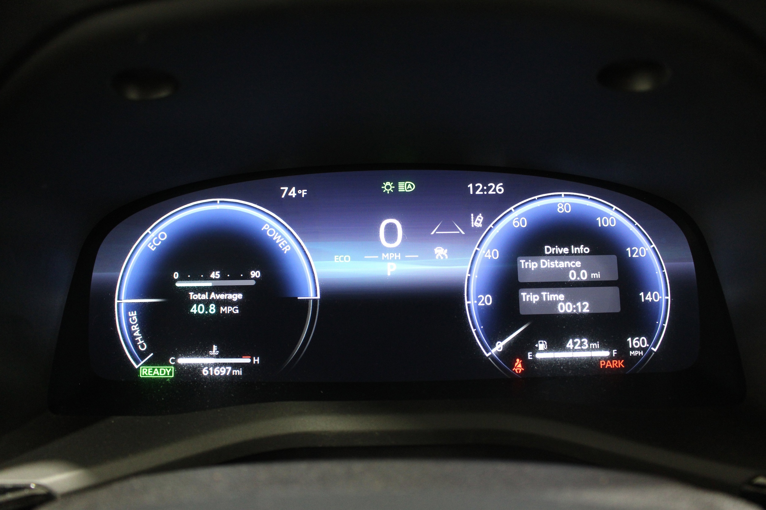 2025 Toyota Camry XSE - Photo 13