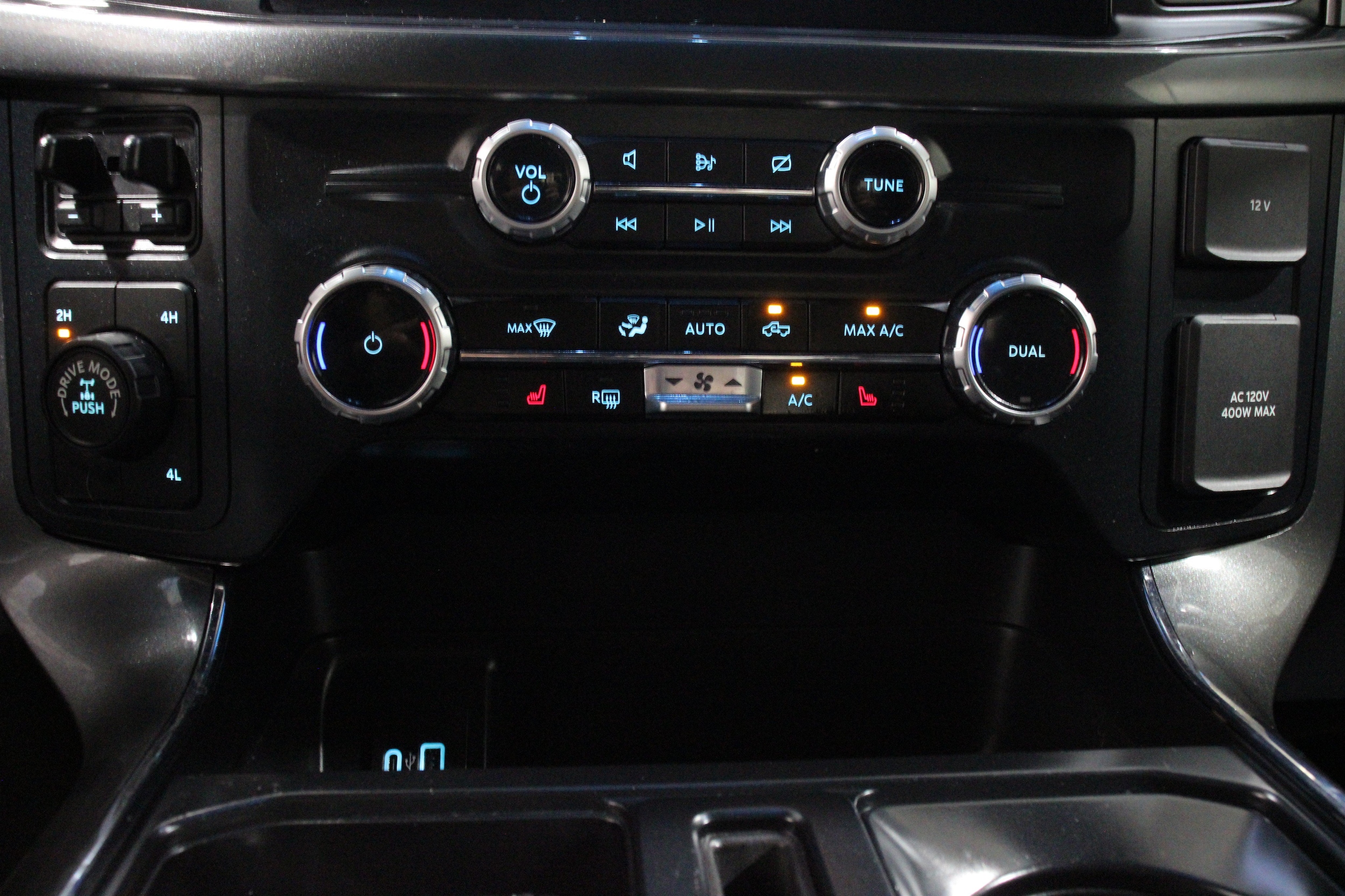2023 Ford F-150 XLT - Photo 20