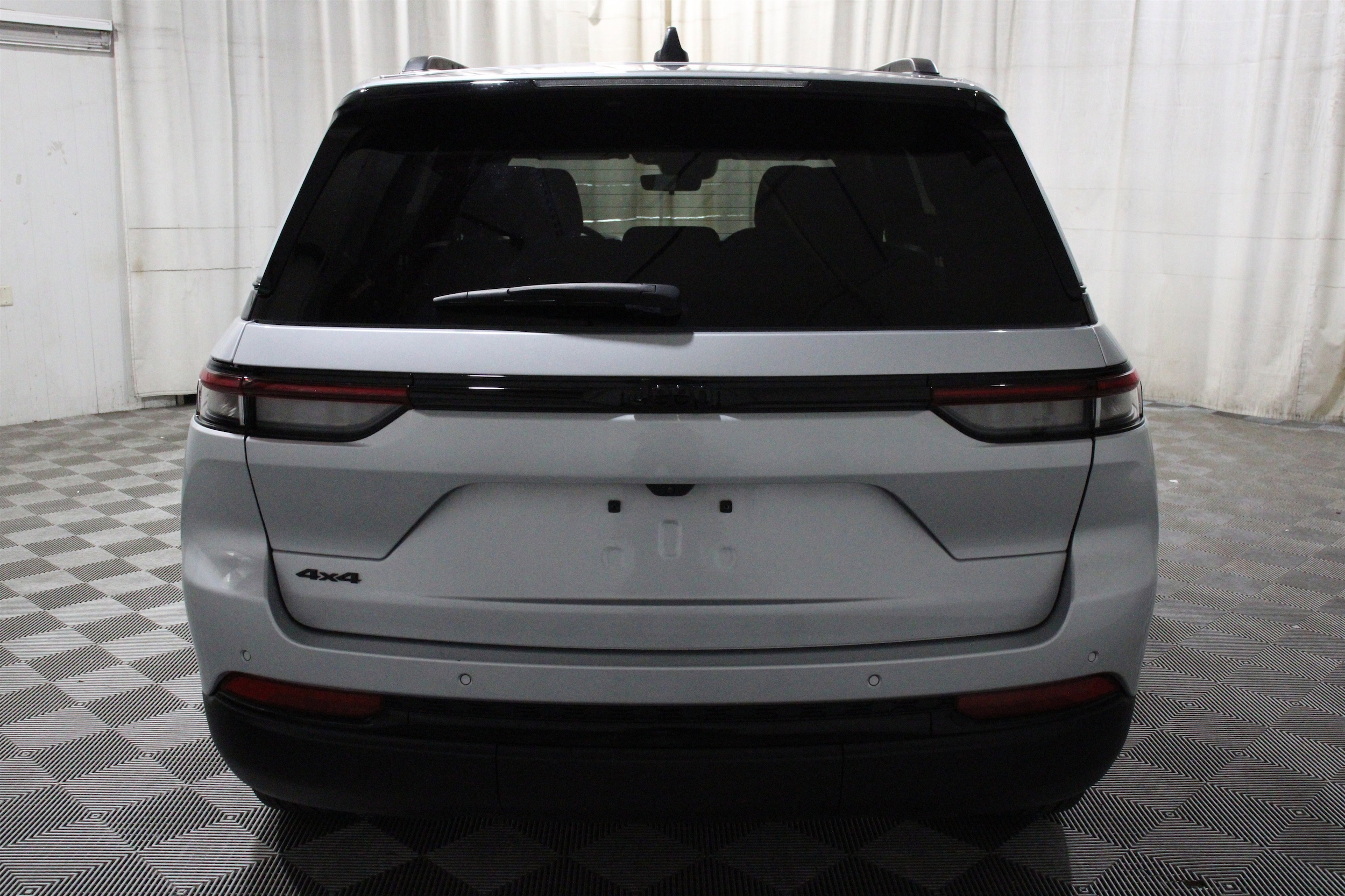 2025 Jeep Grand Cherokee Altitude - Photo 34
