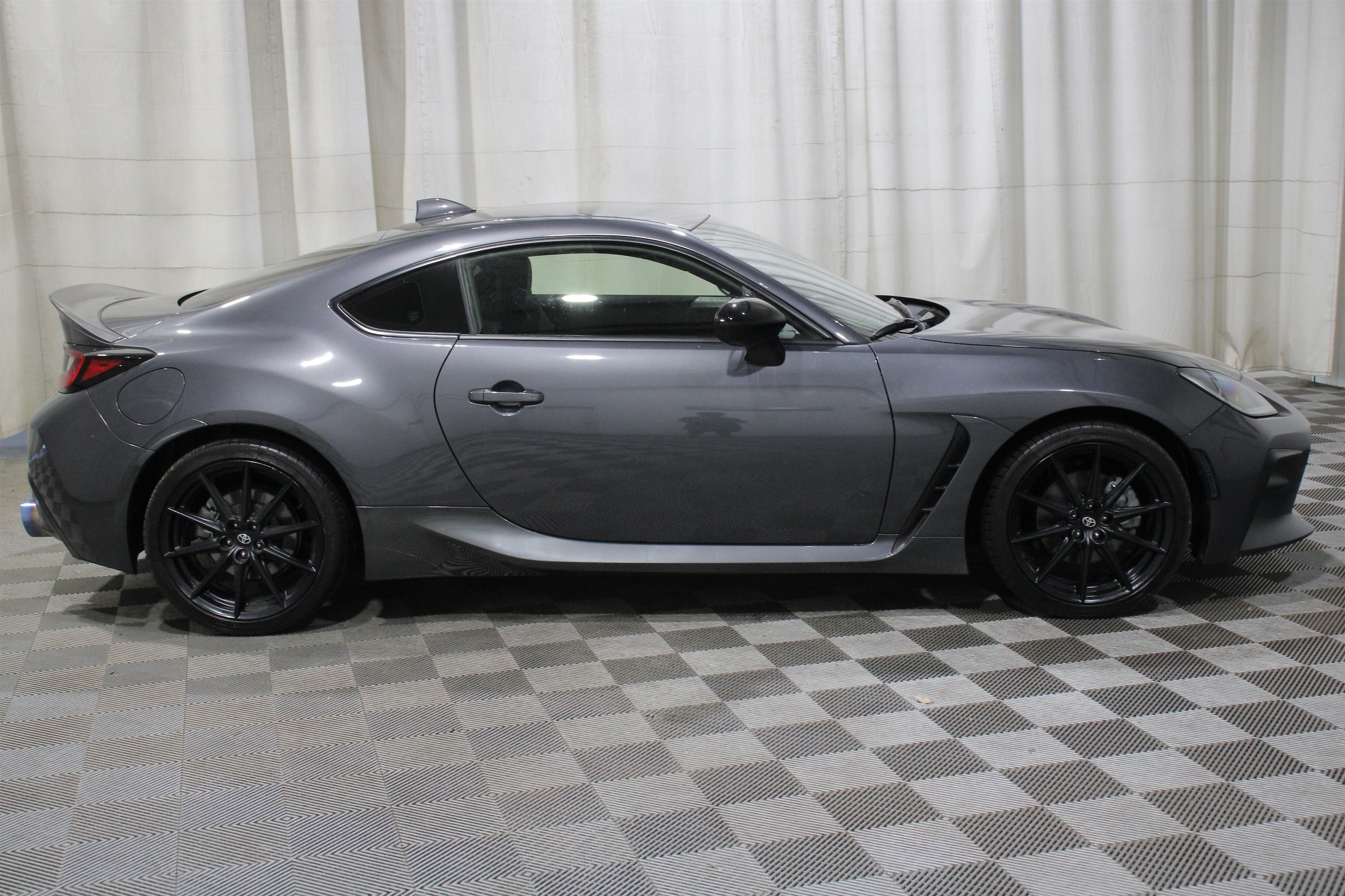 2023 Toyota GR86 Premium - Photo 30