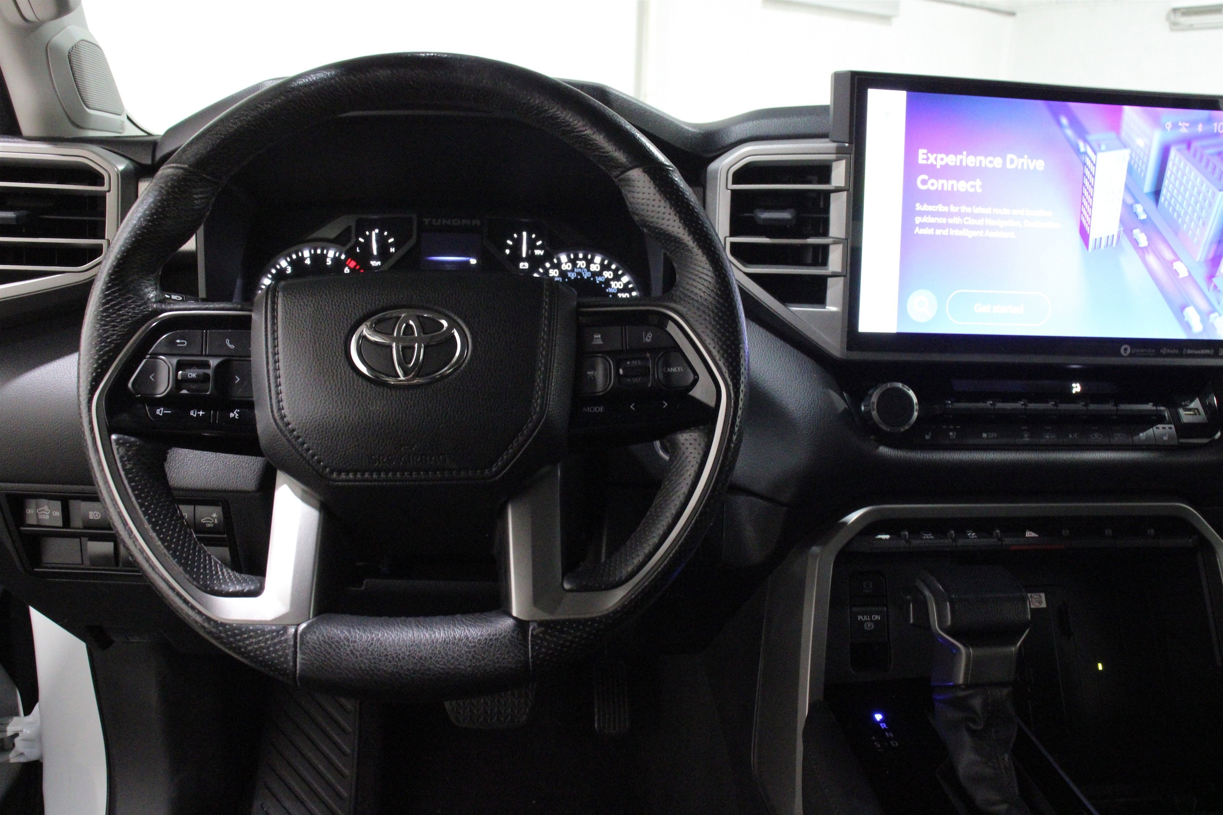 2023 Toyota Tundra Limited - Photo 8
