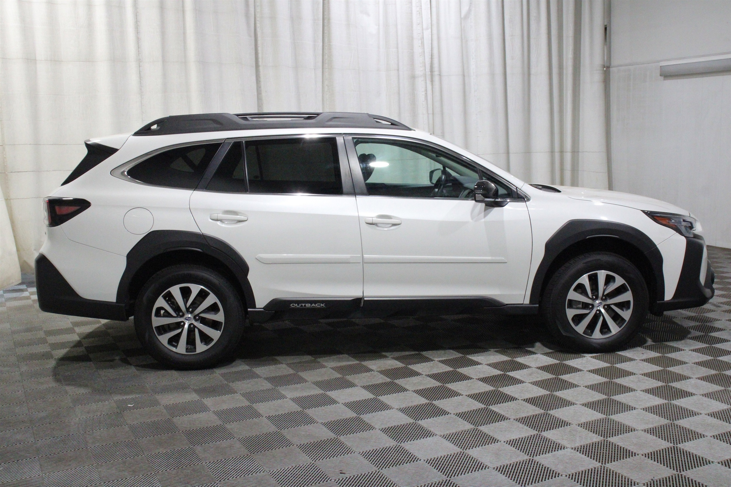 2025 Subaru Outback Premium - Photo 29