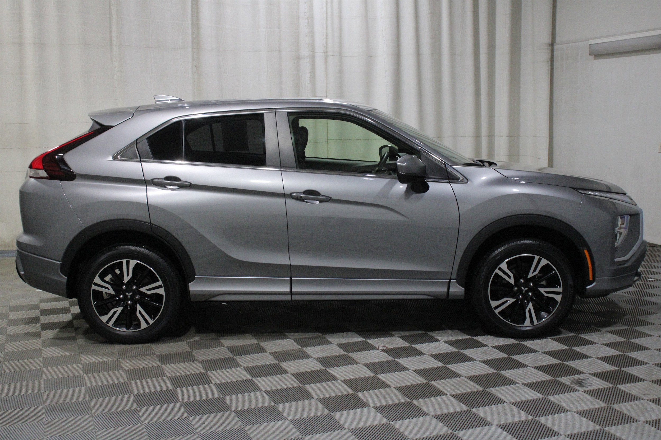 2024 Mitsubishi Eclipse Cross SEL - Photo 30