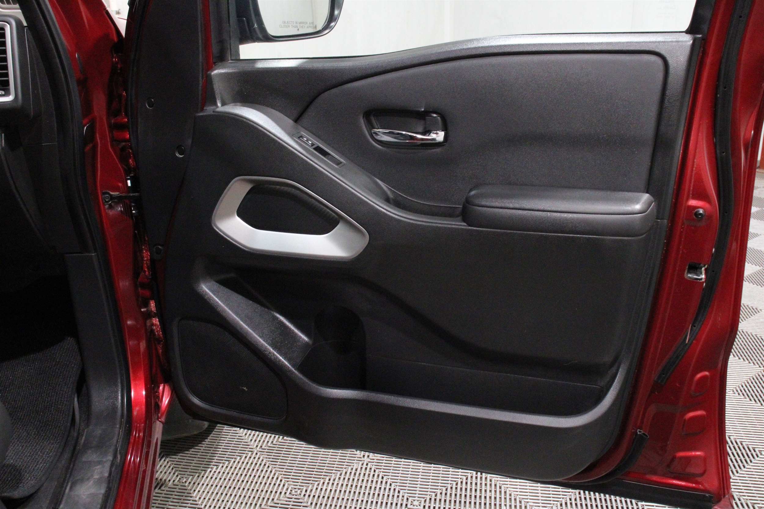 2024 Nissan Frontier SV - Photo 29