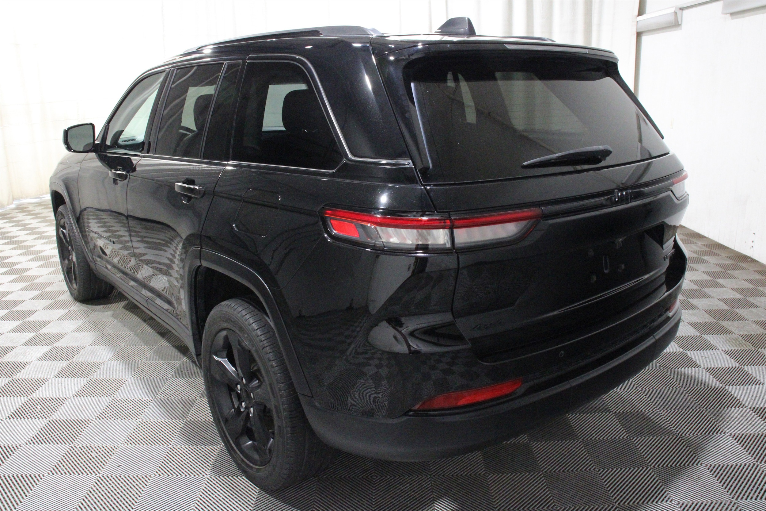 2023 Jeep Grand Cherokee Limited - Photo 34