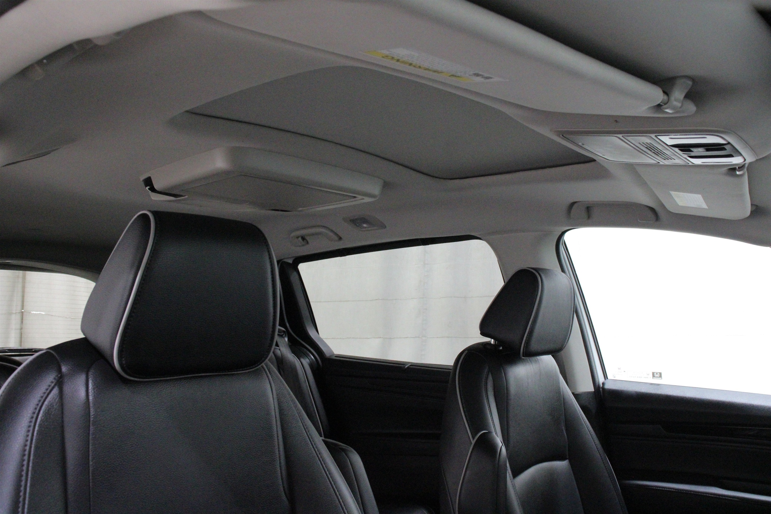 2025 Honda Odyssey Touring - Photo 32