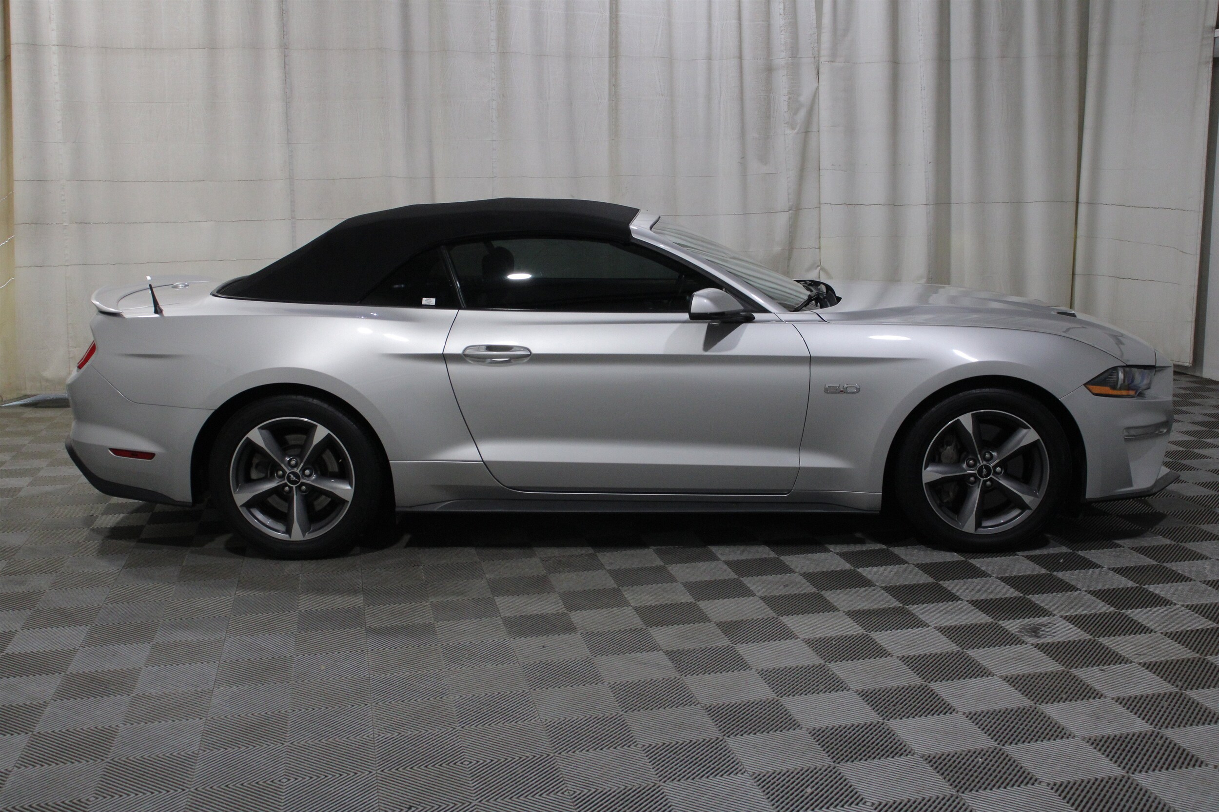 2019 Ford Mustang GT Premium - Photo 30