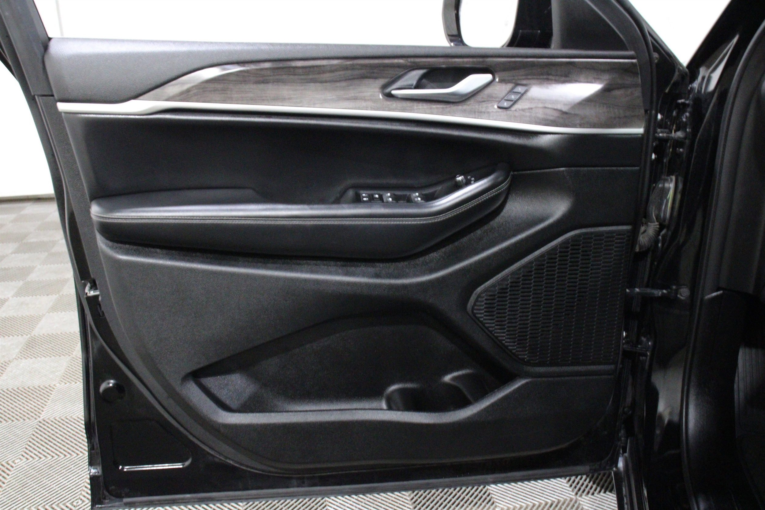 2023 Jeep Grand Cherokee Limited - Photo 6