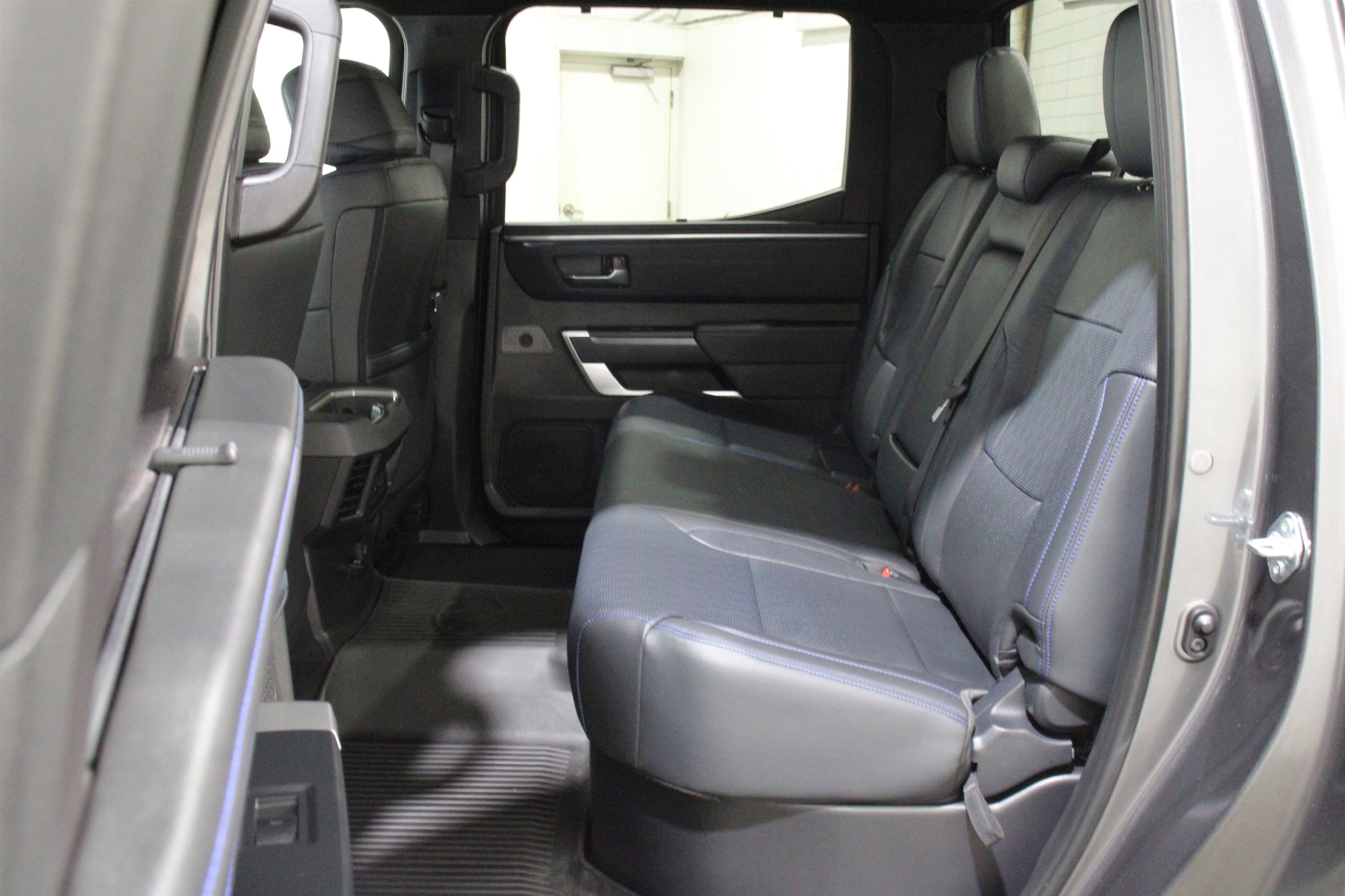 2025 Toyota Tundra Platinum - Photo 22
