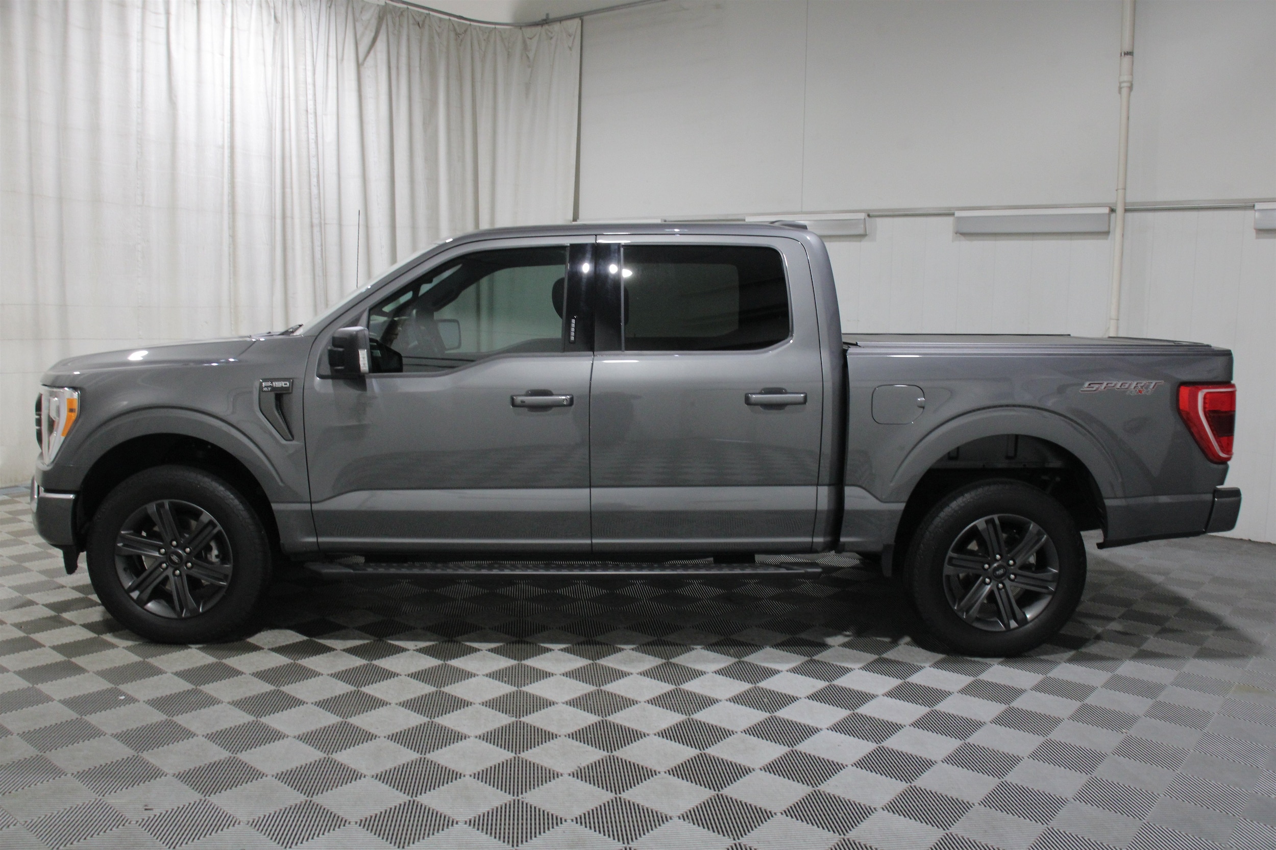 2023 Ford F-150 XLT - Photo 37
