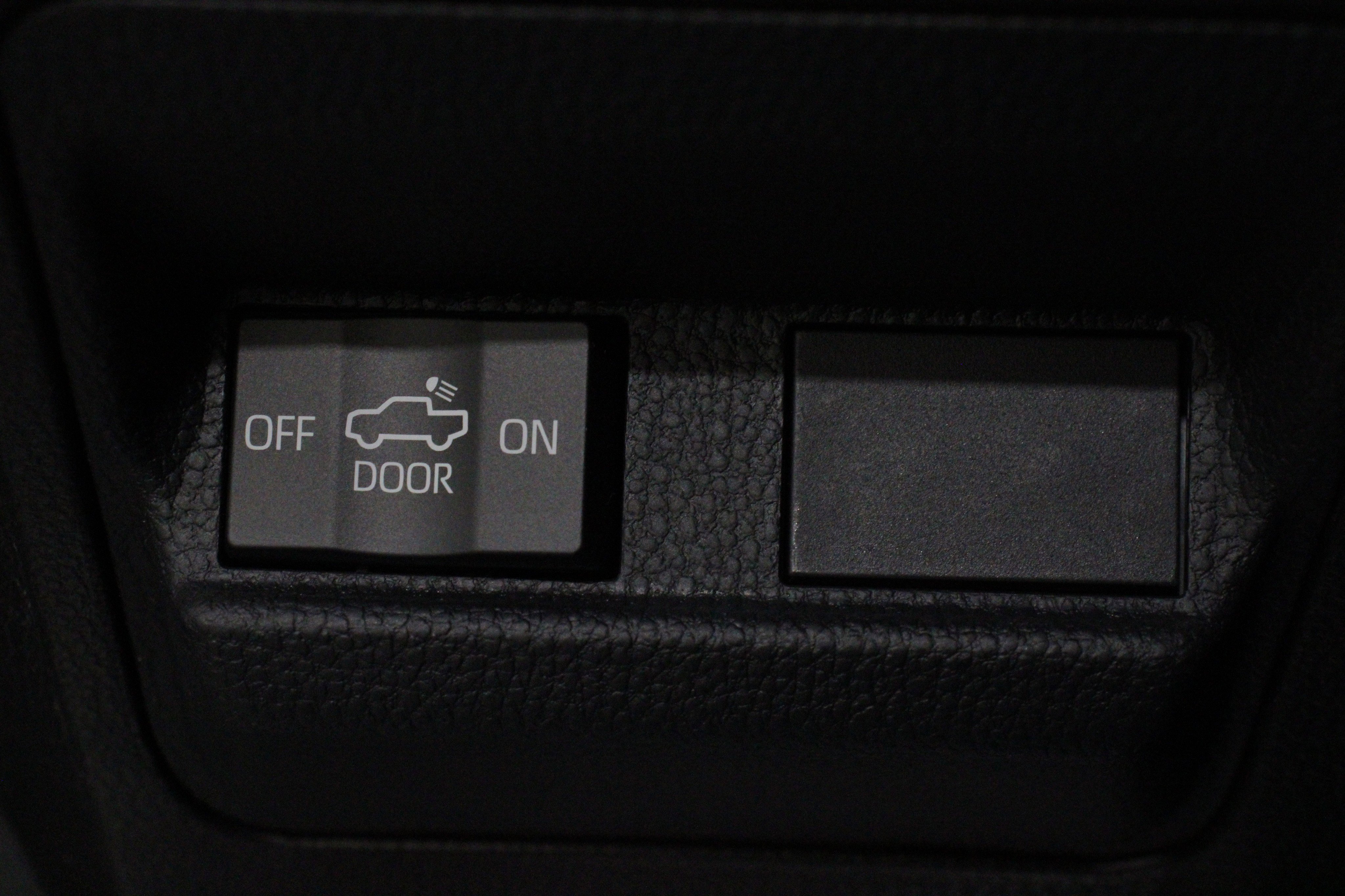 2026 Toyota Tacoma TRD Off Road - Photo 13