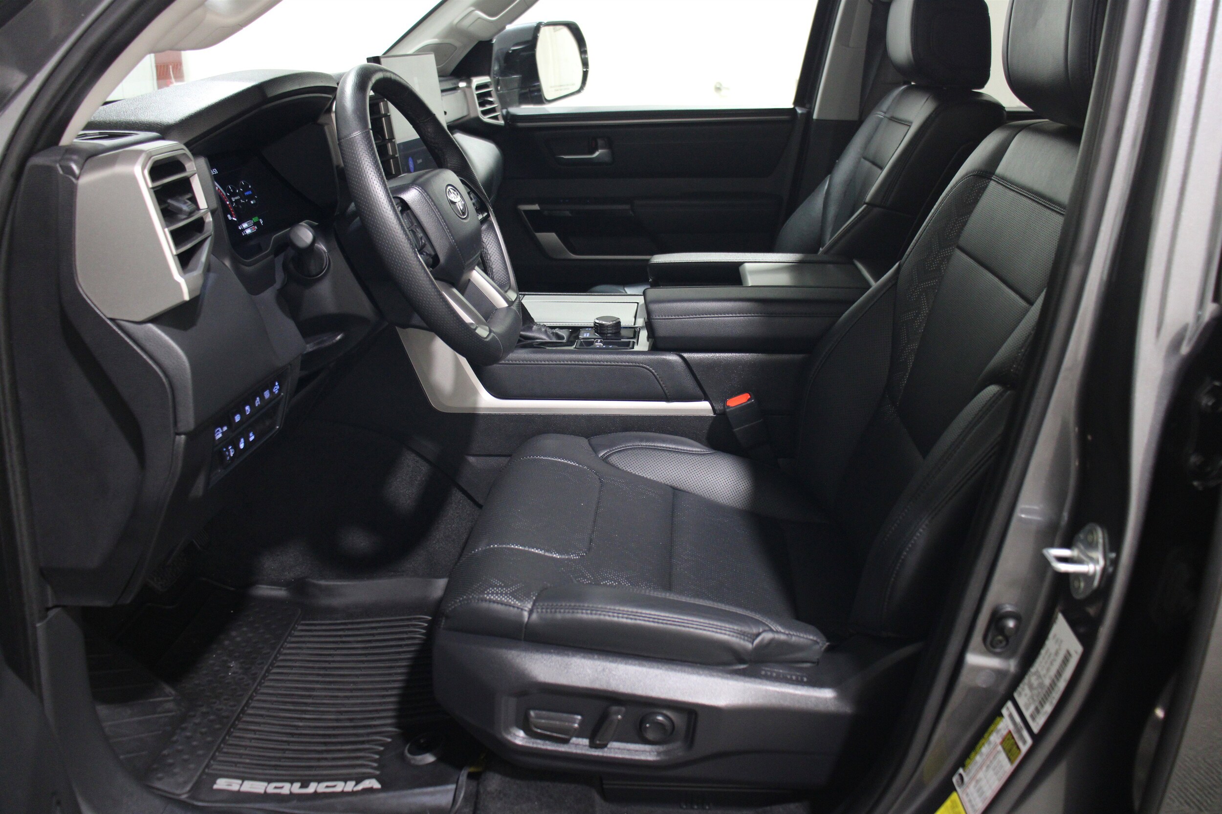 2024 Toyota Sequoia Limited photo 3