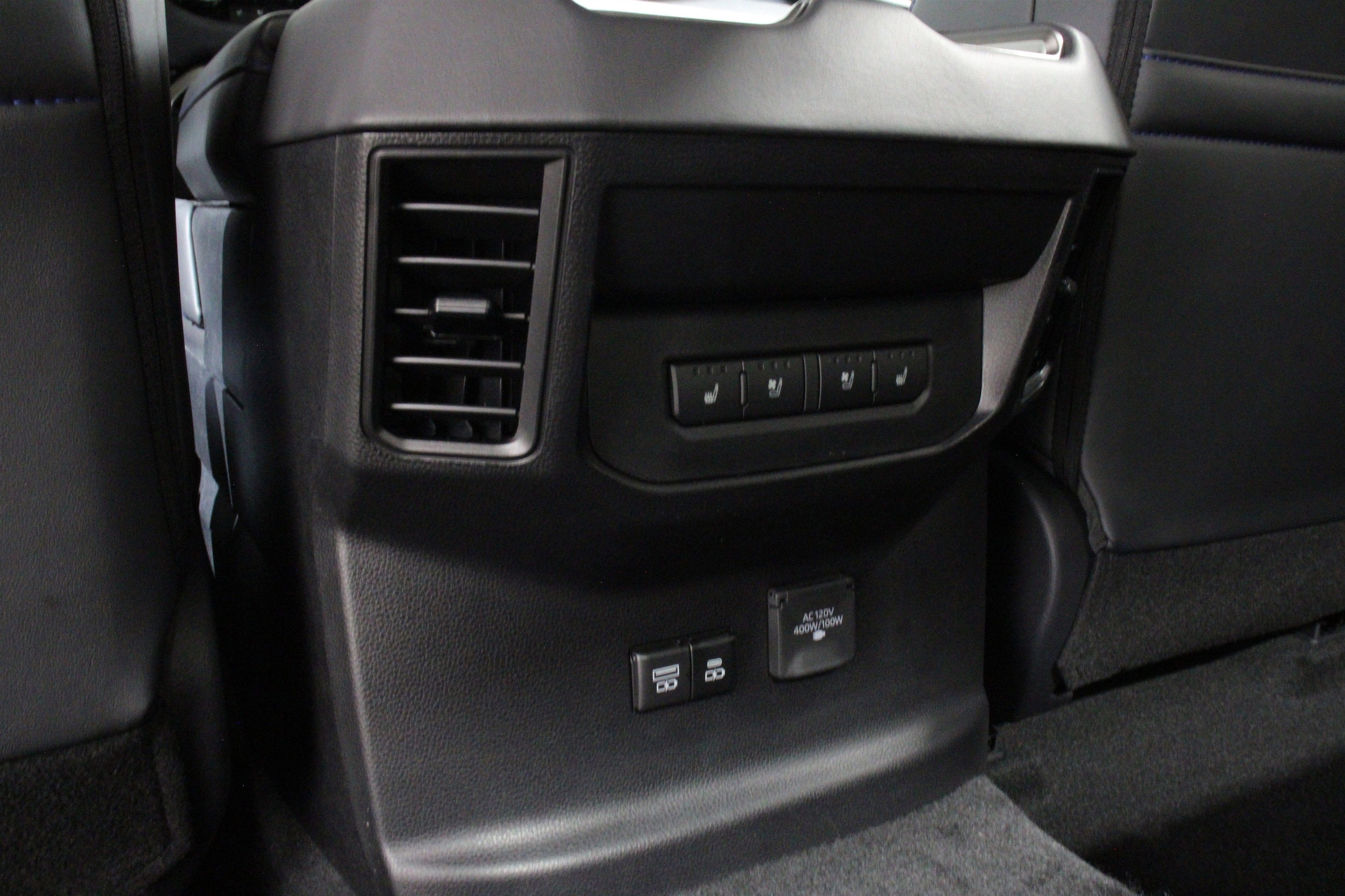 2026 Toyota Tundra Platinum - Photo 24