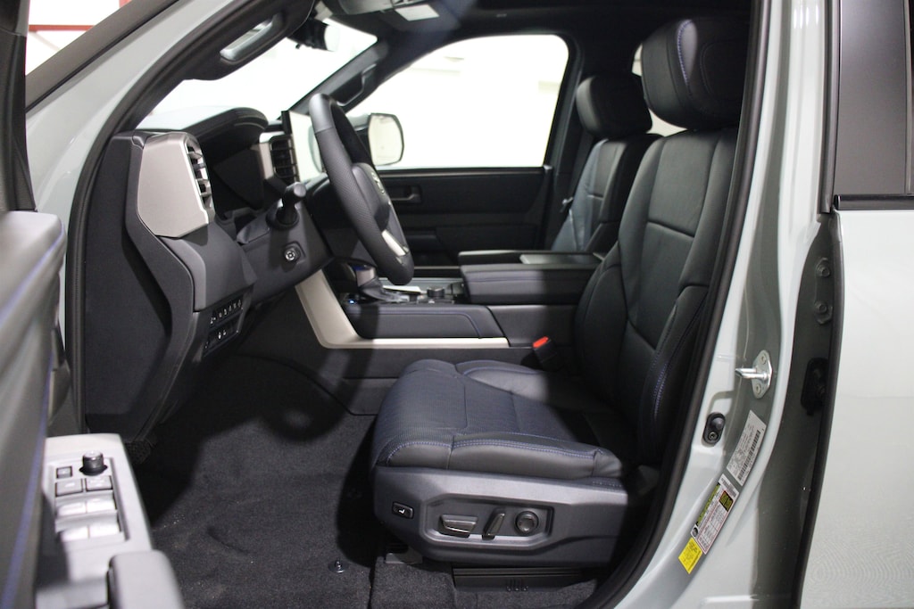 New 2026 Toyota Tundra i-FORCE MAX Platinum i-FORCE MAX Truck CrewMax