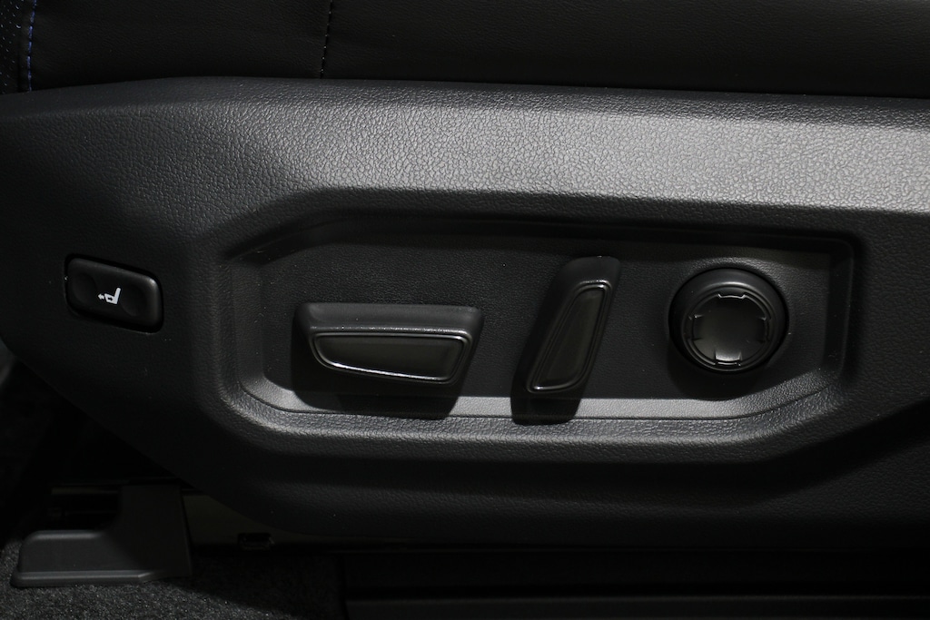 New 2026 Toyota Tundra i-FORCE MAX Platinum i-FORCE MAX Truck