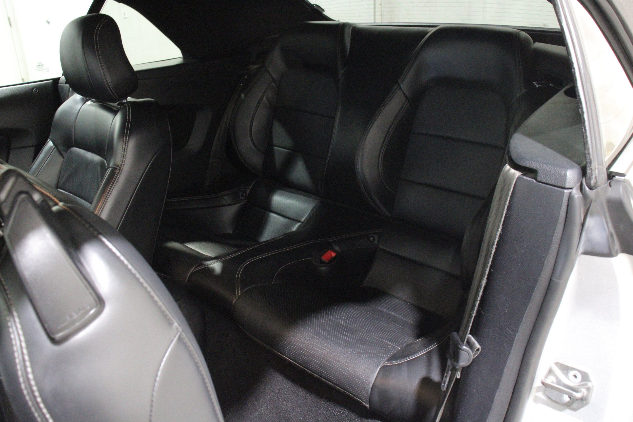 2019 Ford Mustang GT Premium - Photo 23