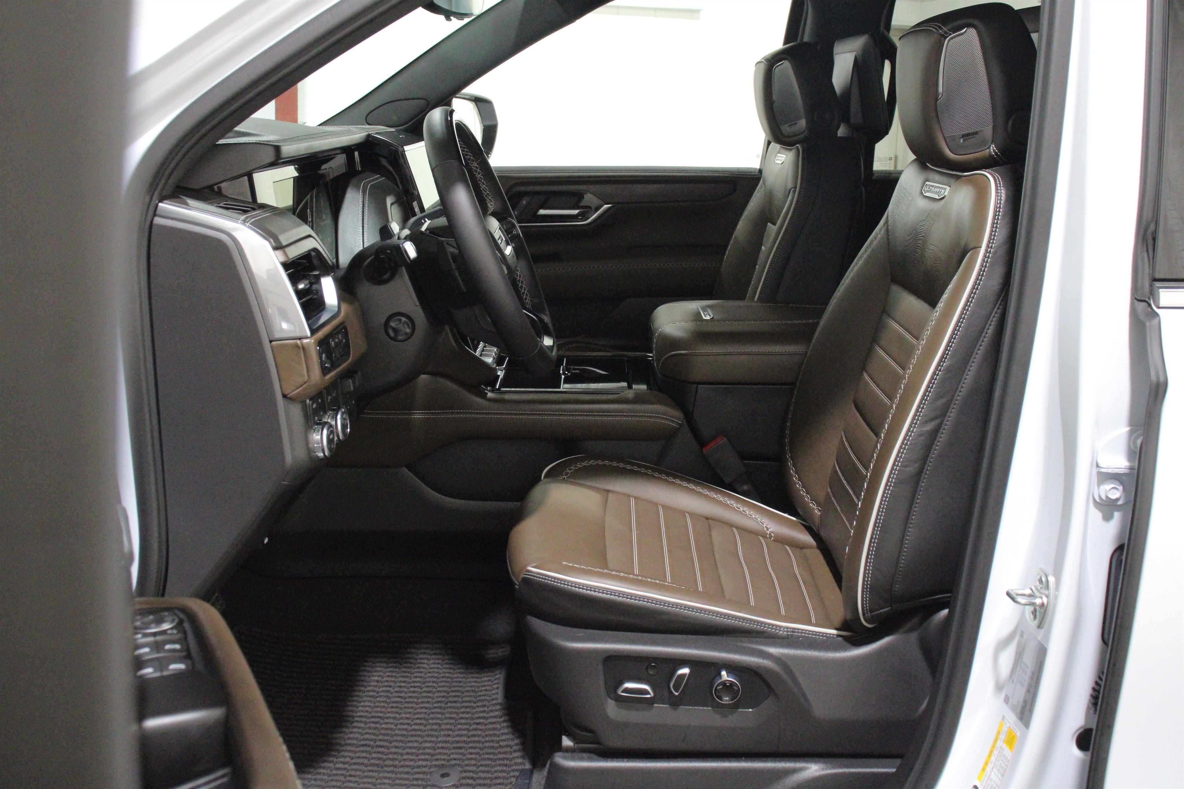 Used 2026 GMC Yukon XL Denali Ultimate SUV