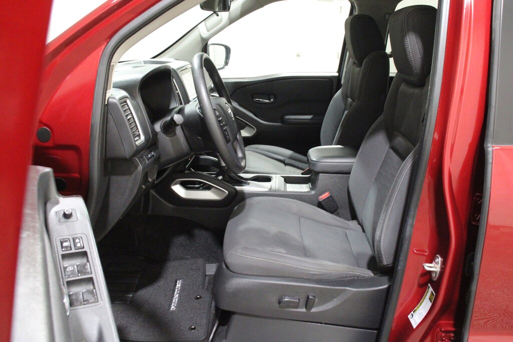 Used 2024 Nissan Frontier SV Truck Crew Cab