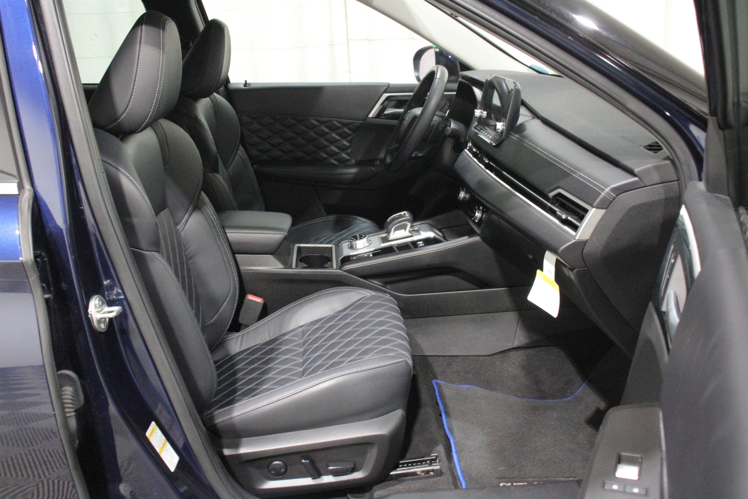 2023 Mitsubishi Outlander Plug-In Hybrid SEL - Photo 29