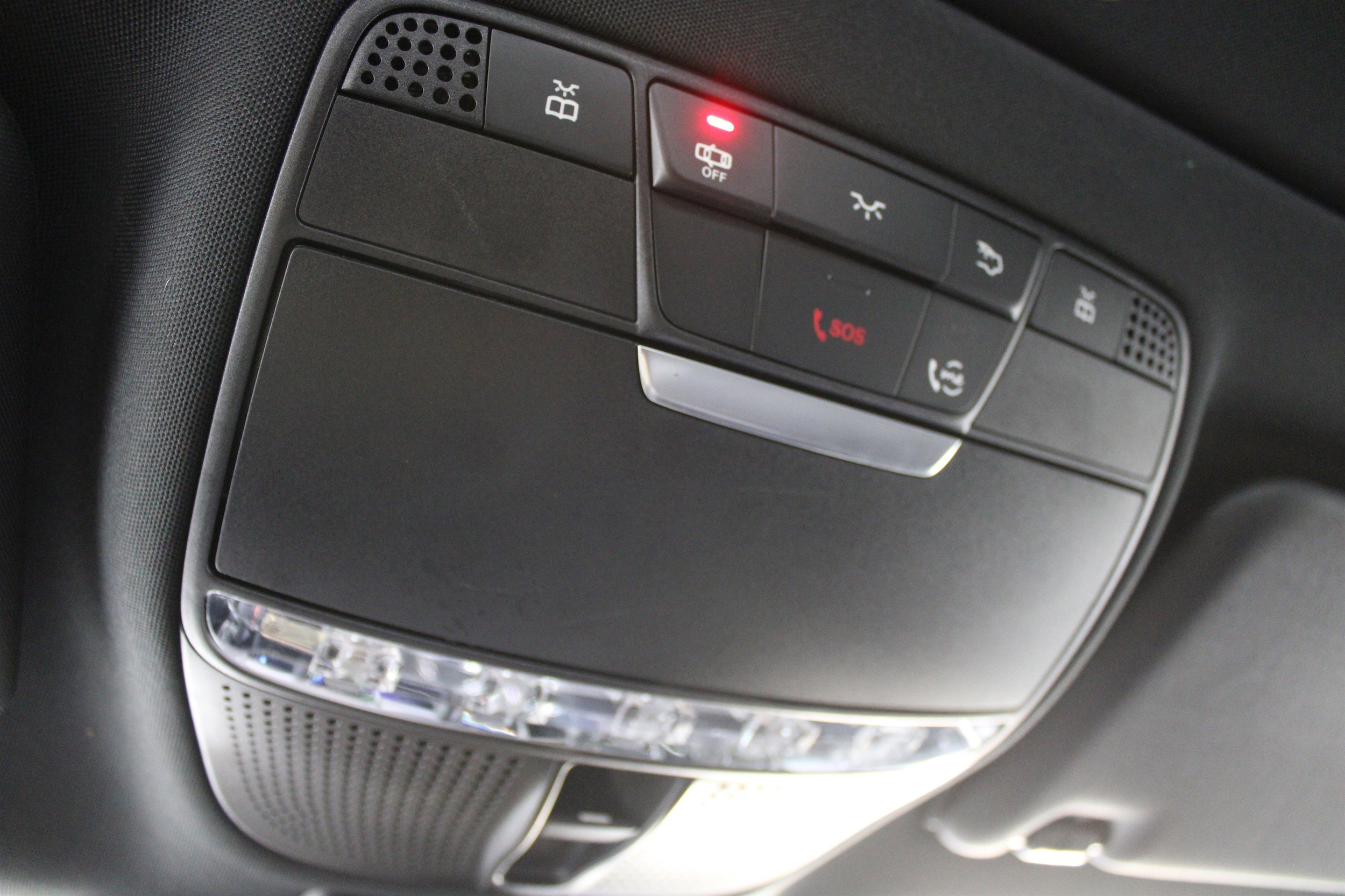 2022 Mercedes-Benz E-Class E350 - Photo 18