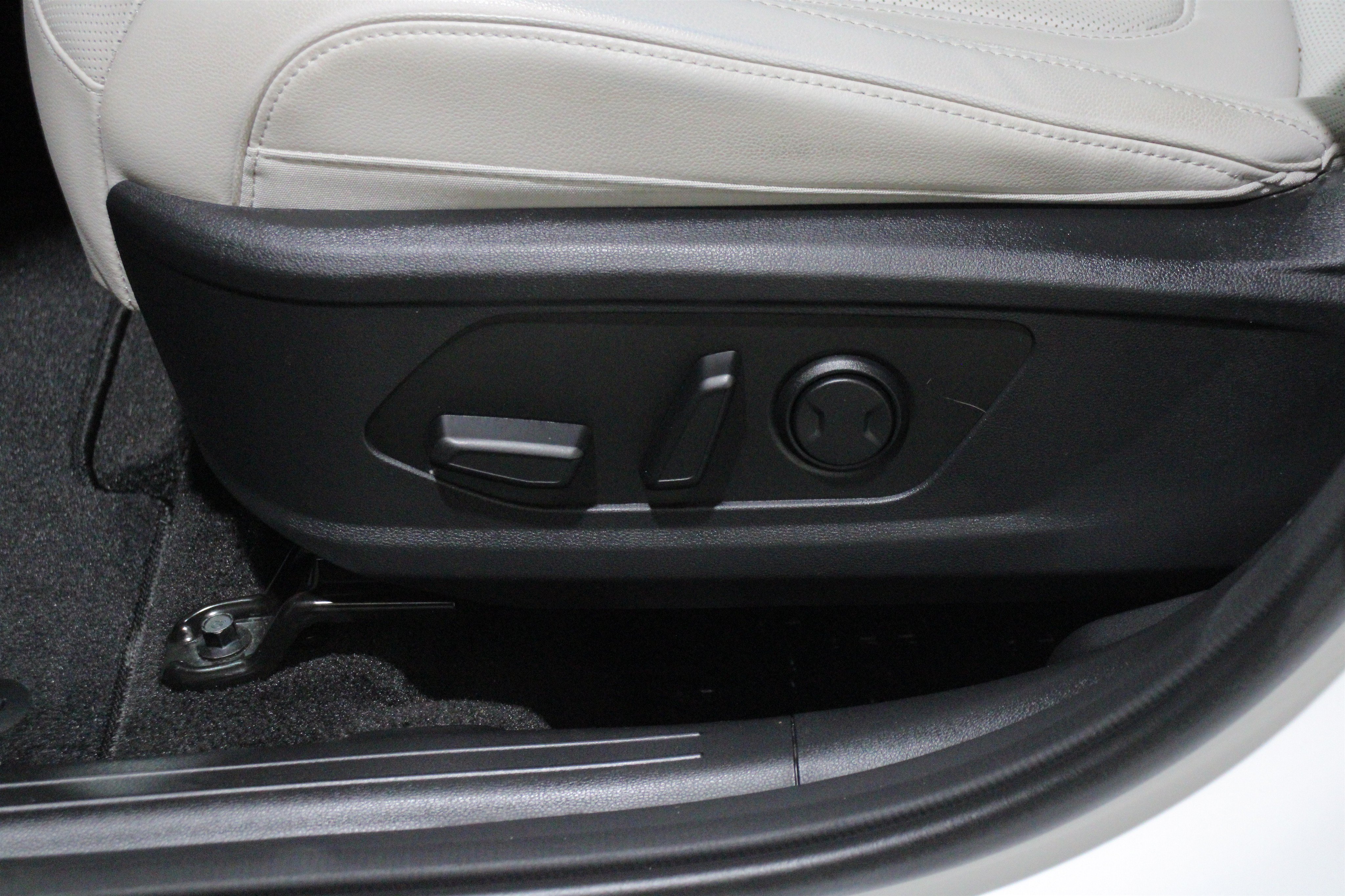 Used 2025 Hyundai Tucson Hybrid Limited SUV