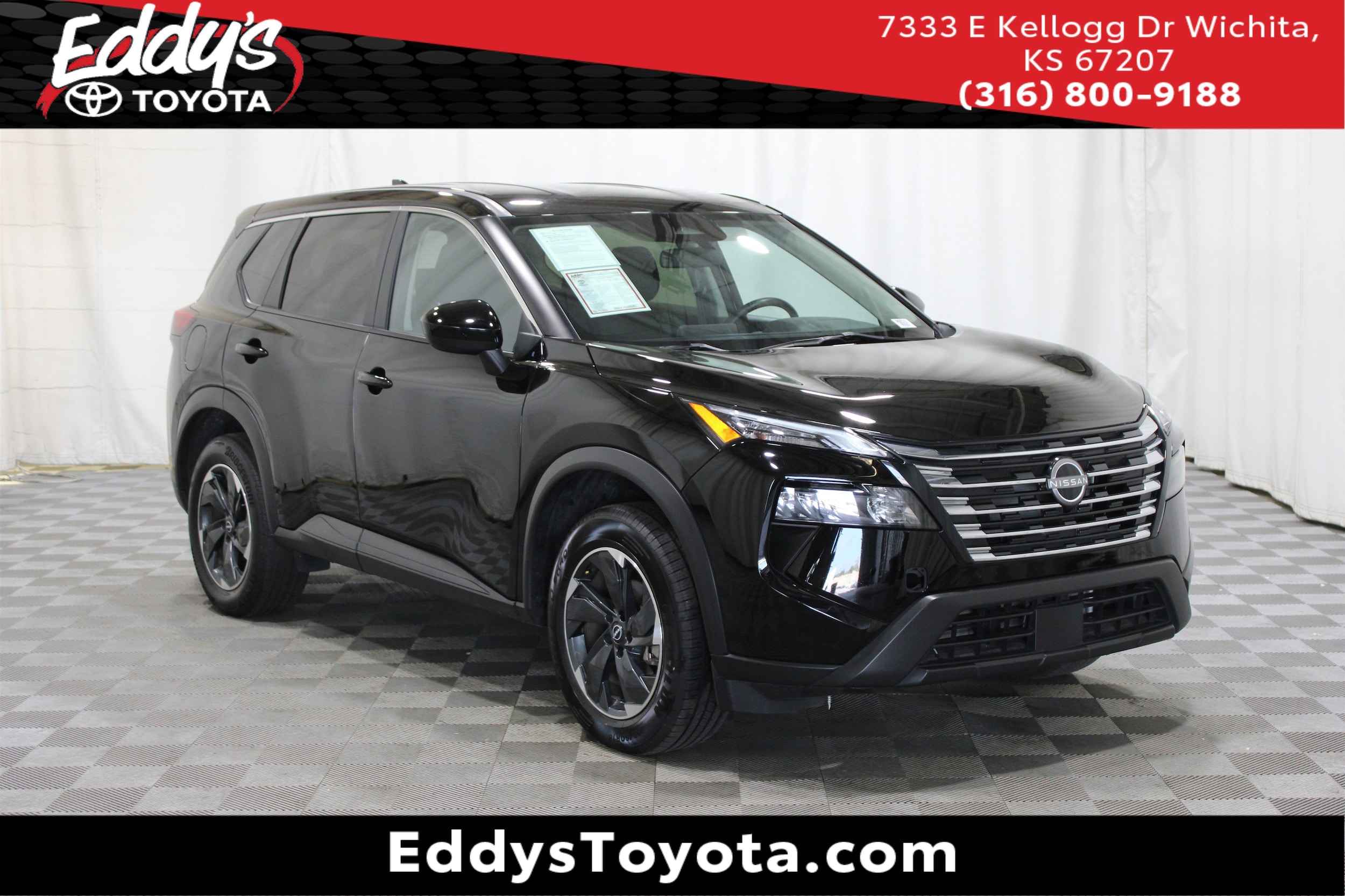 2024 Nissan Rogue SV's photo