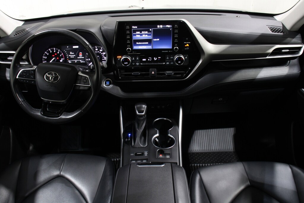 Used 2021 Toyota Highlander XLE SUV
