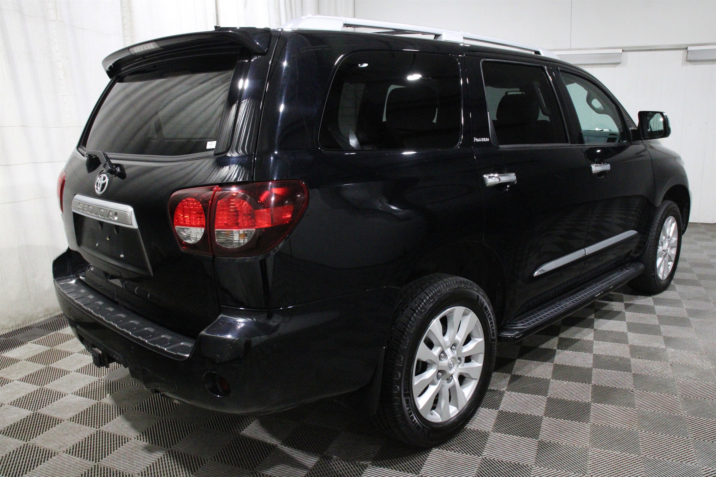 2019 Toyota Sequoia Platinum - Photo 37
