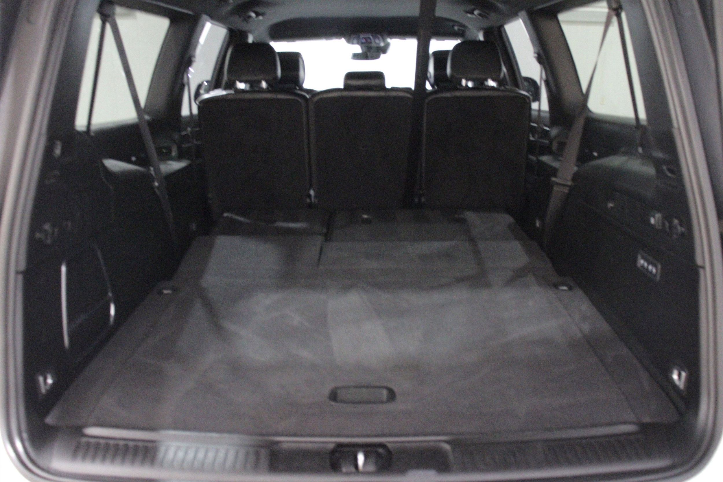 2024 Jeep Wagoneer L Series II - Photo 28