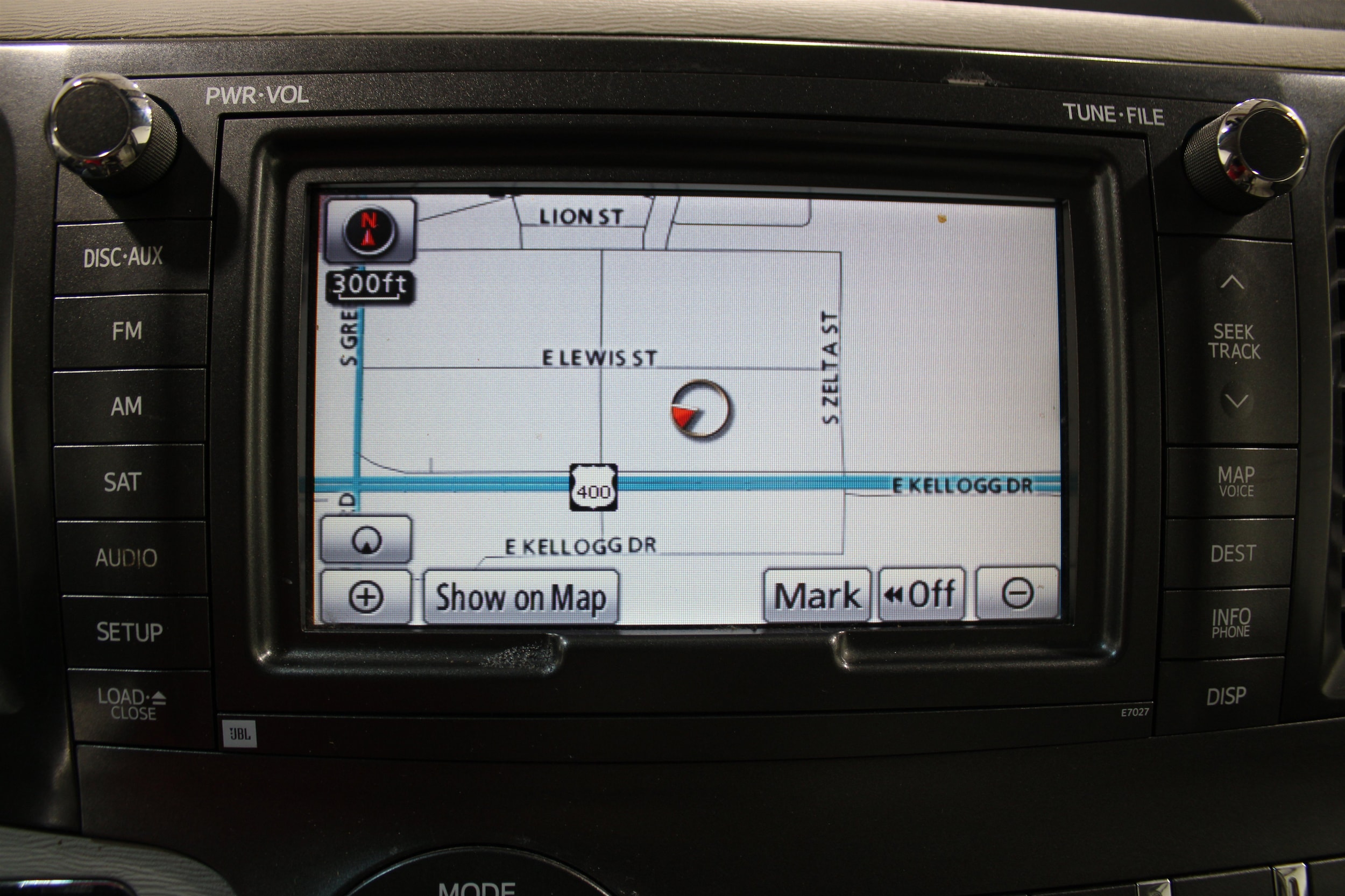 2014 Toyota Sienna Limited - Photo 13