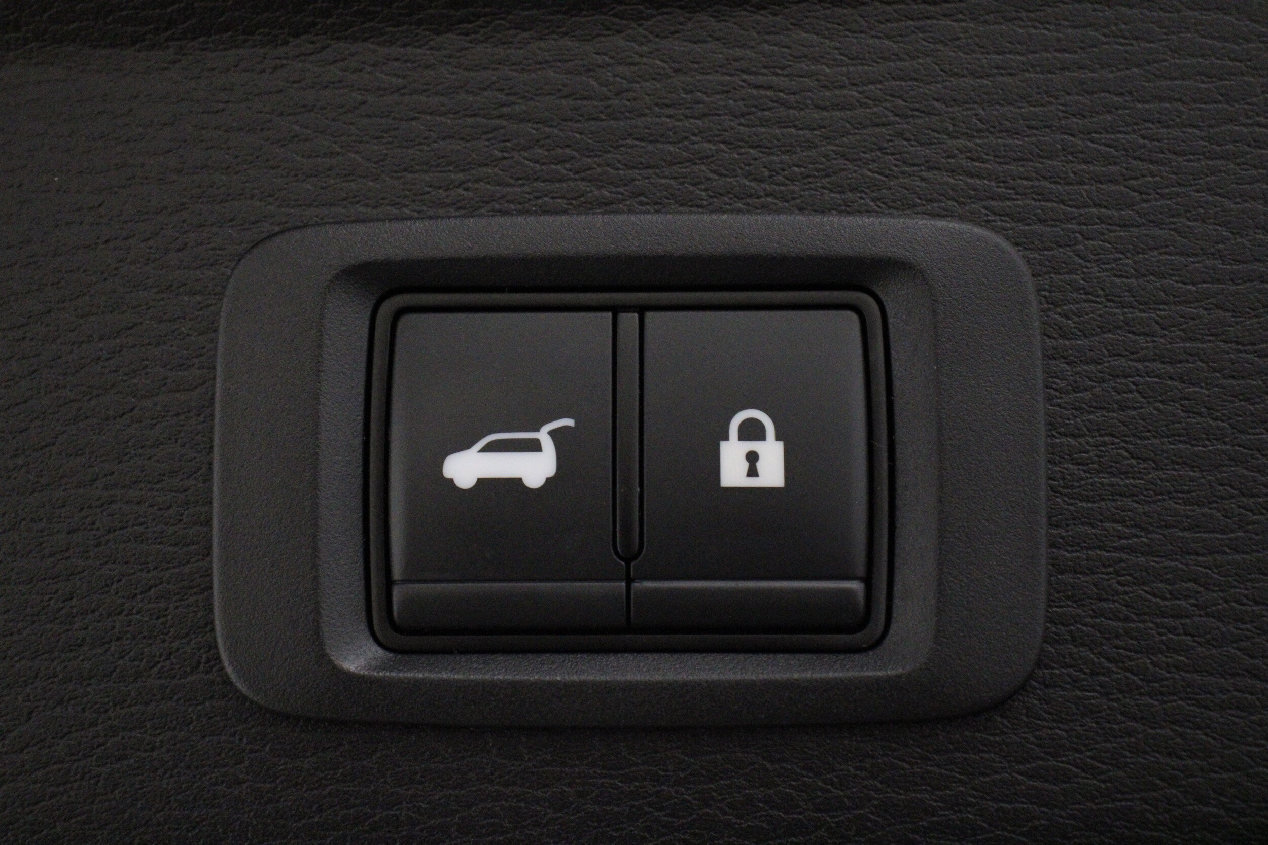 2023 Mitsubishi Outlander Plug-In Hybrid SEL - Photo 28