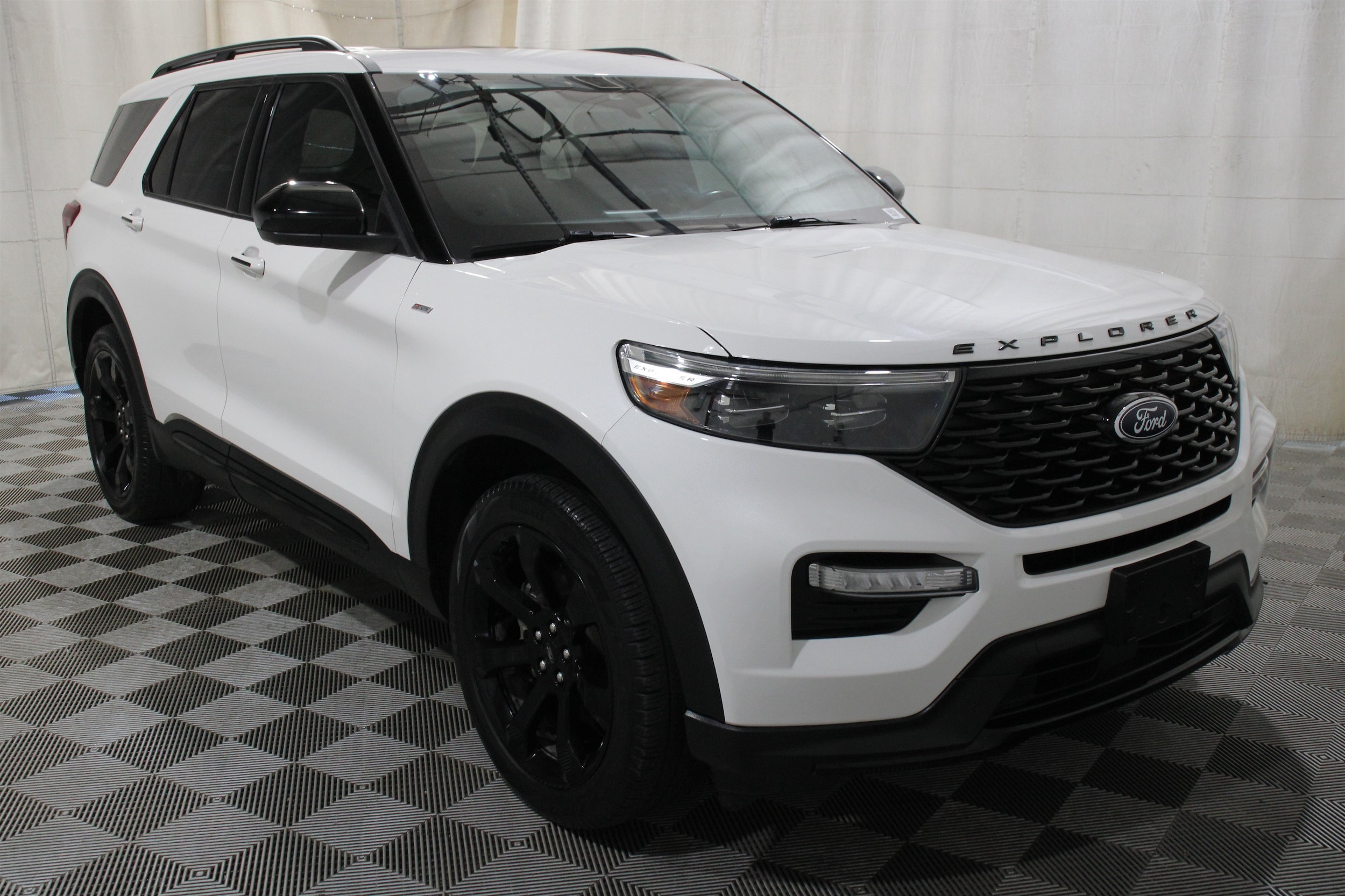 2023 Ford Explorer ST-LINE - Photo 34