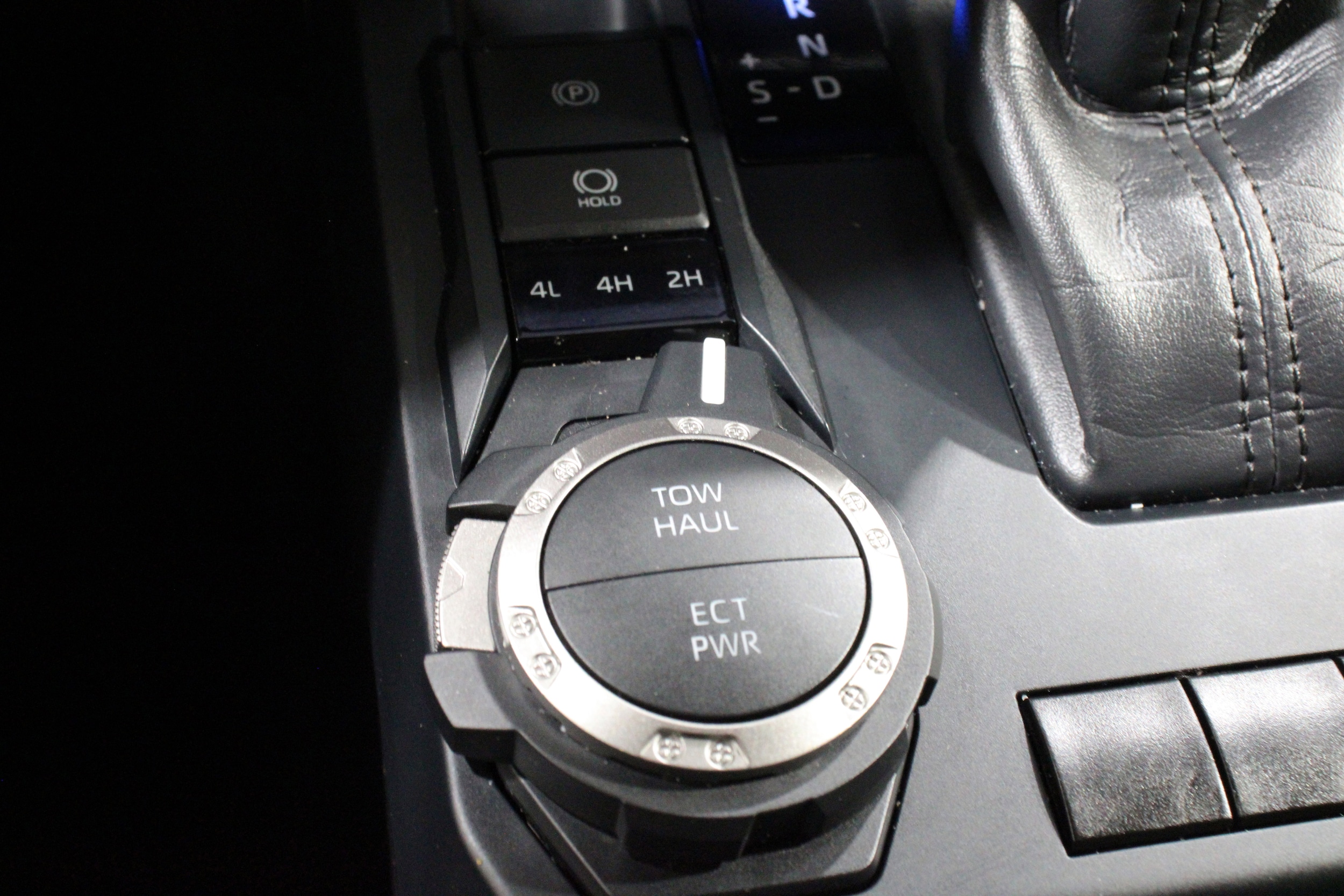 2024 Toyota Tacoma SR5 - Photo 21