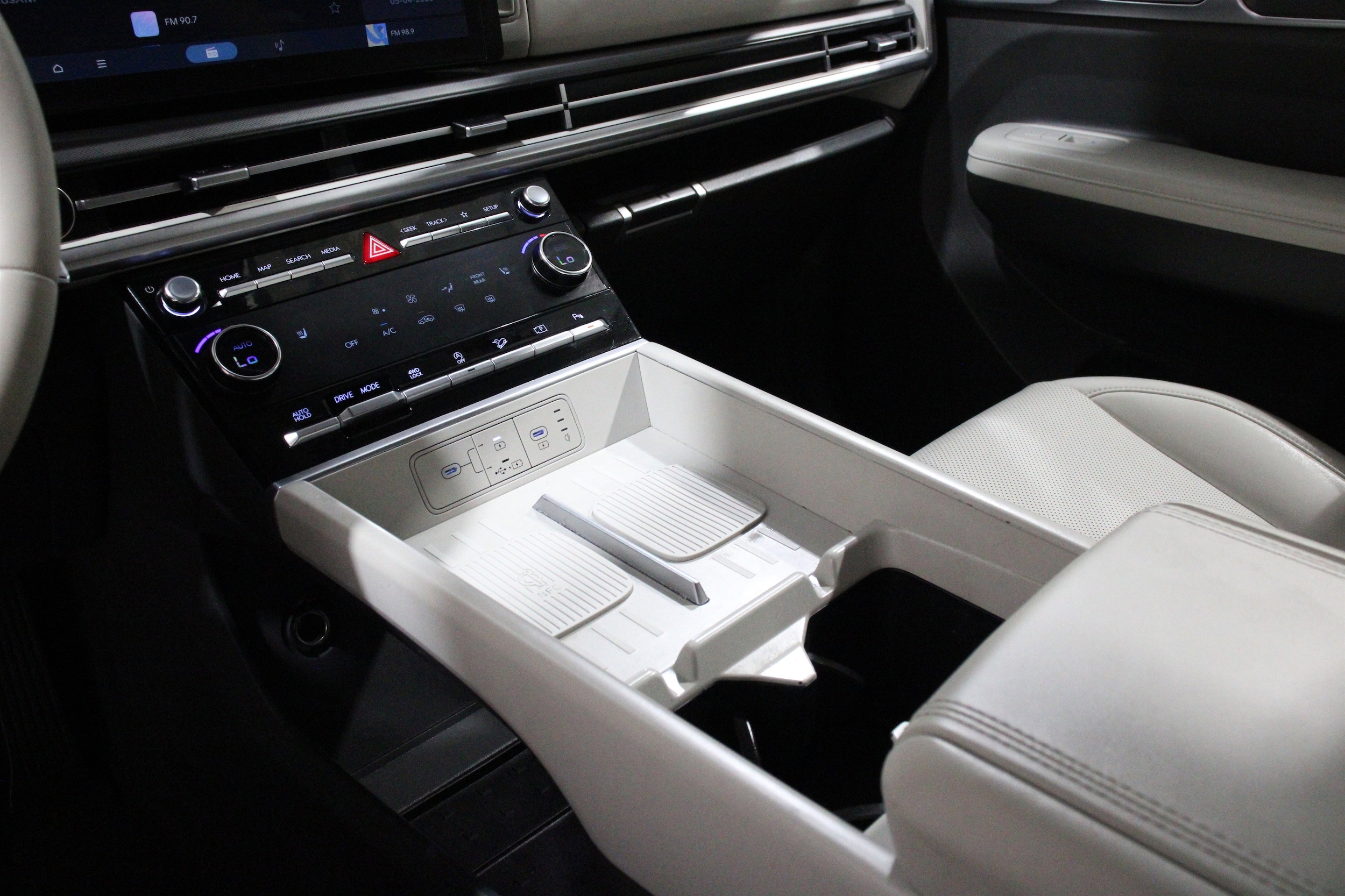 2025 Hyundai Santa Fe SEL - Photo 20