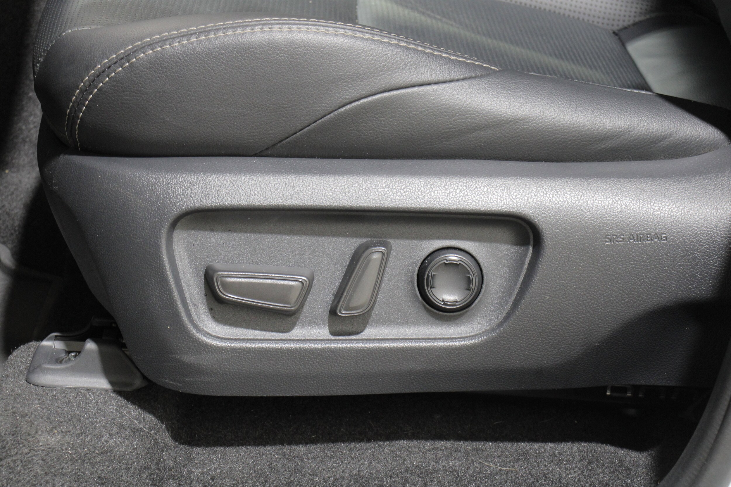 2025 Toyota 4Runner Limited photo 4