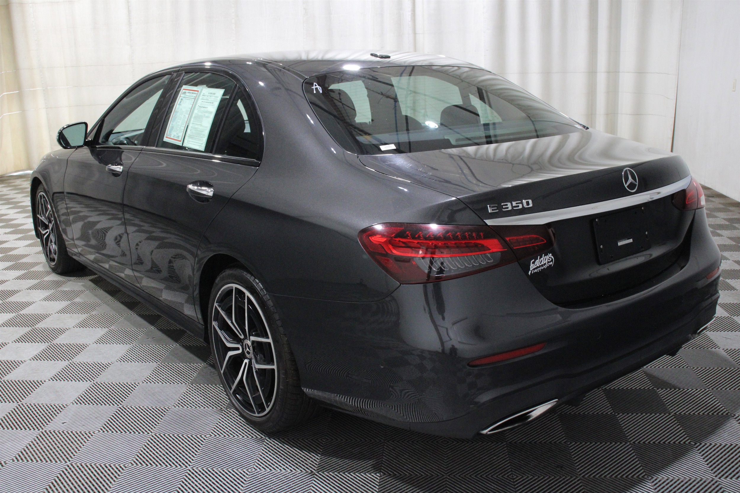 2022 Mercedes-Benz E-Class E350 - Photo 35