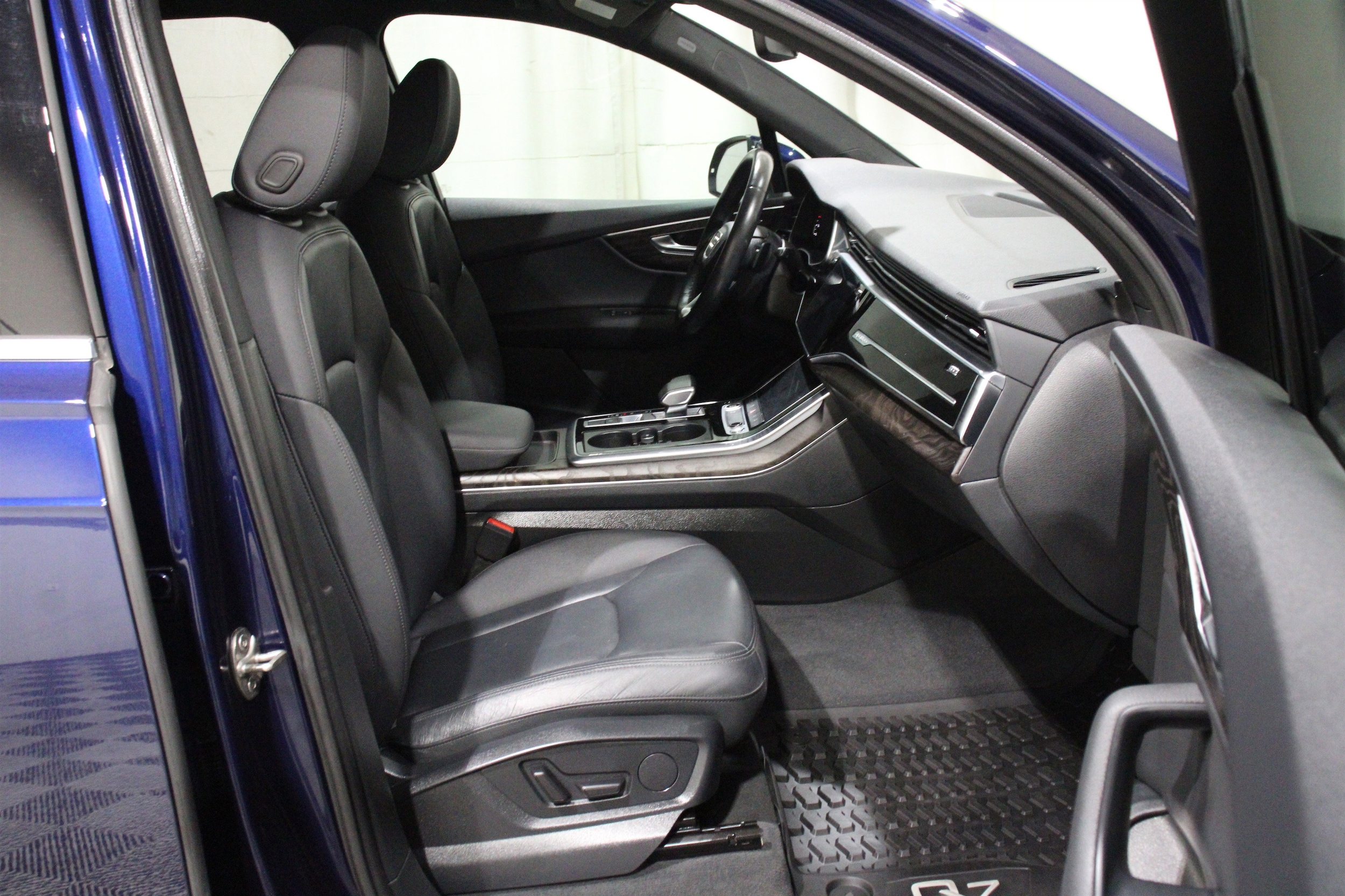 2021 Audi Q7 Premium Plus - Photo 29