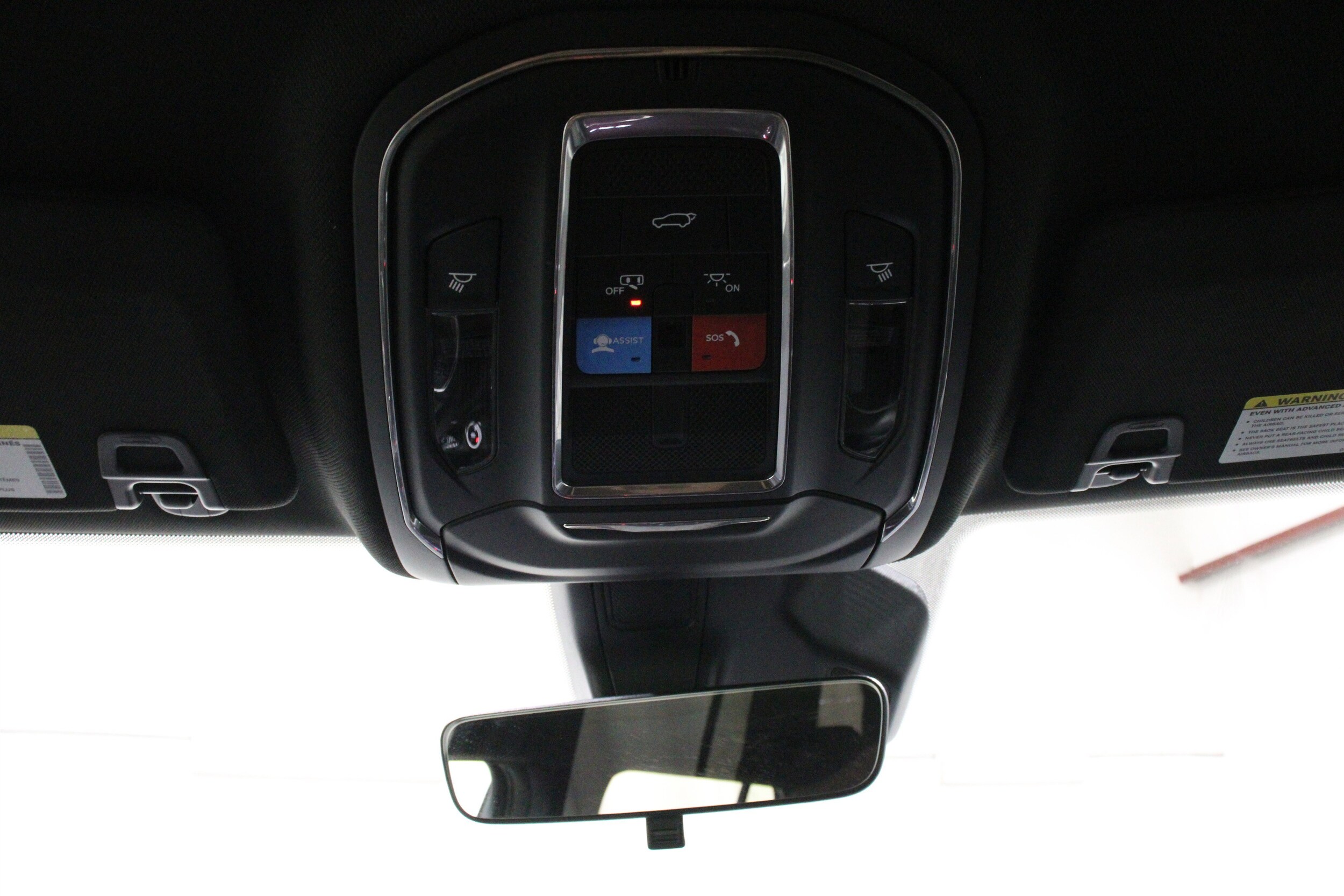 2025 Jeep Grand Cherokee Altitude - Photo 24