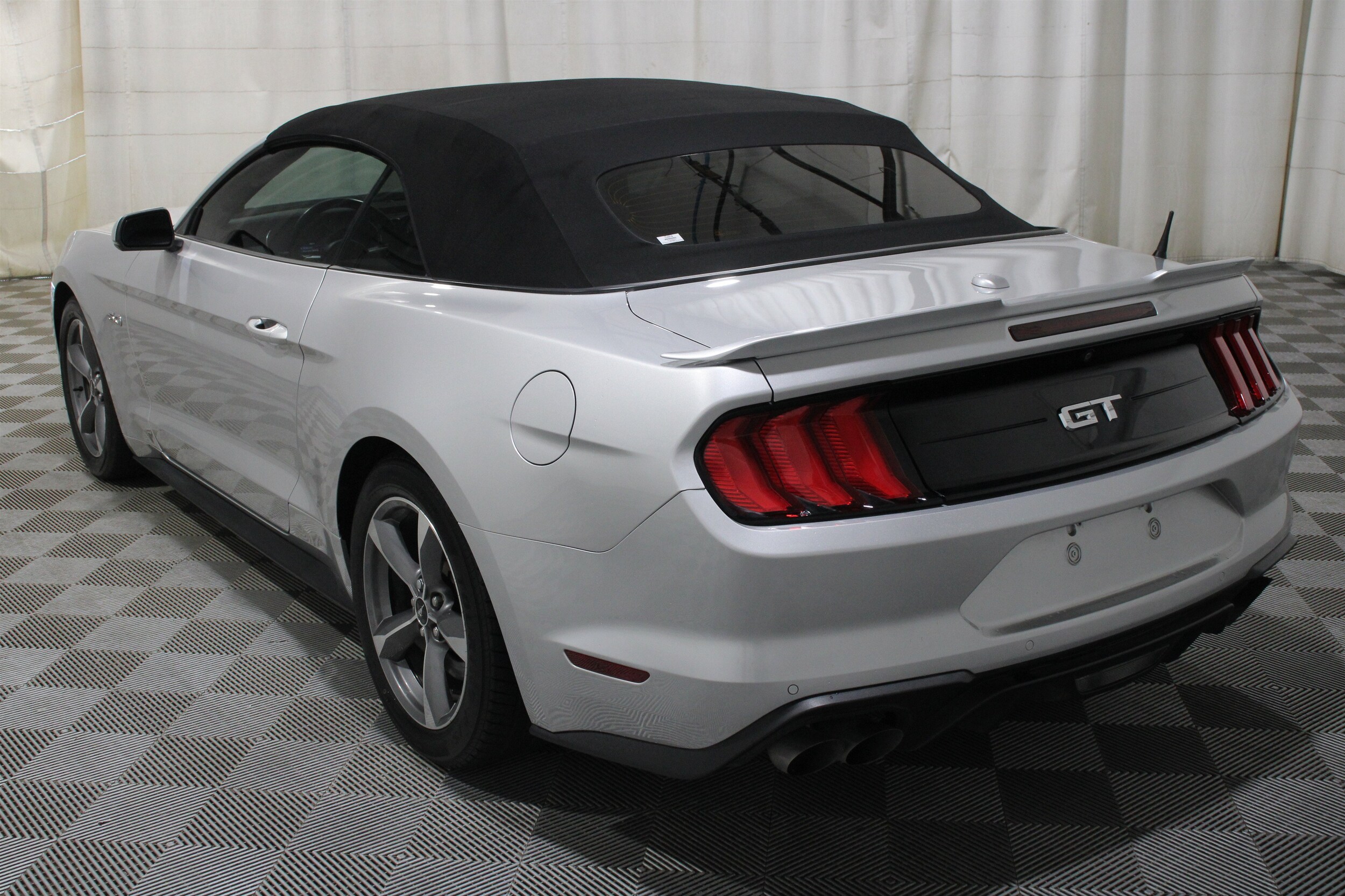 2019 Ford Mustang GT Premium - Photo 33